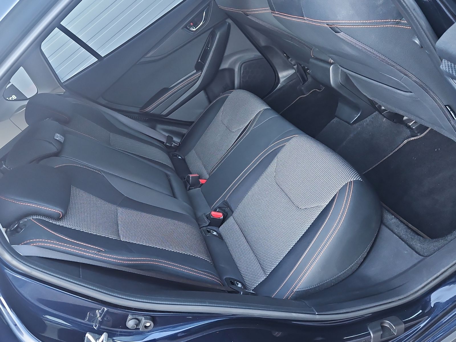 SUBARU XV 2.0i e-Boxer Swiss Plus-image-12
