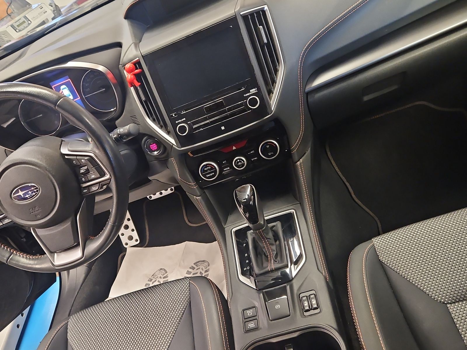 SUBARU XV 2.0i e-Boxer Swiss Plus-image-9