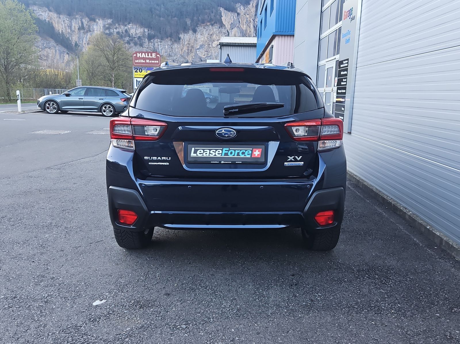 SUBARU XV 2.0i e-Boxer Swiss Plus-image-3