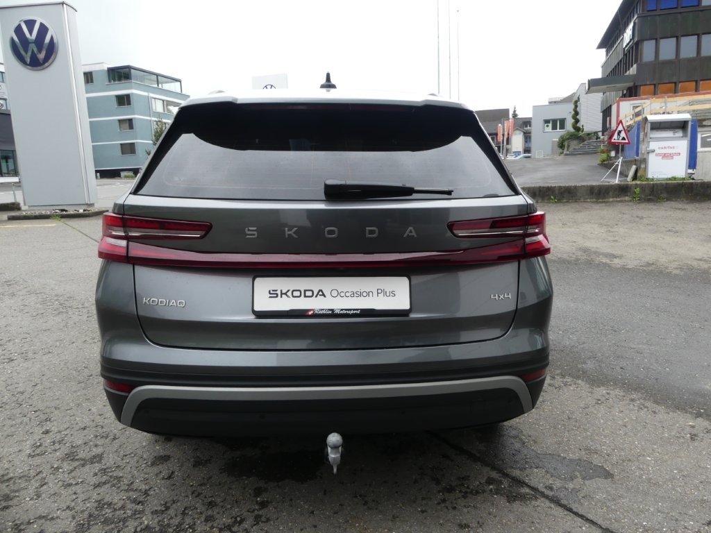 SKODA Kodiaq 2.0 TDI Selection 4x4-image-2