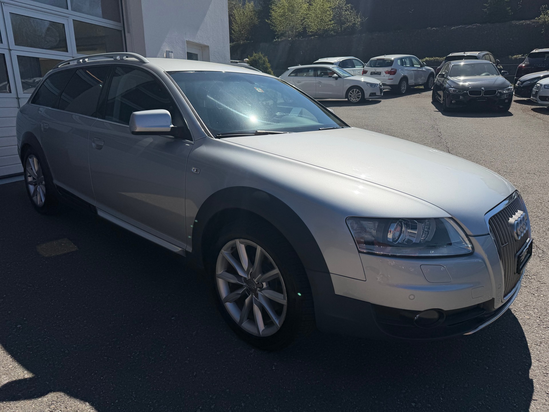AUDI A6 allroad 3.0 TDI quattro-image-3