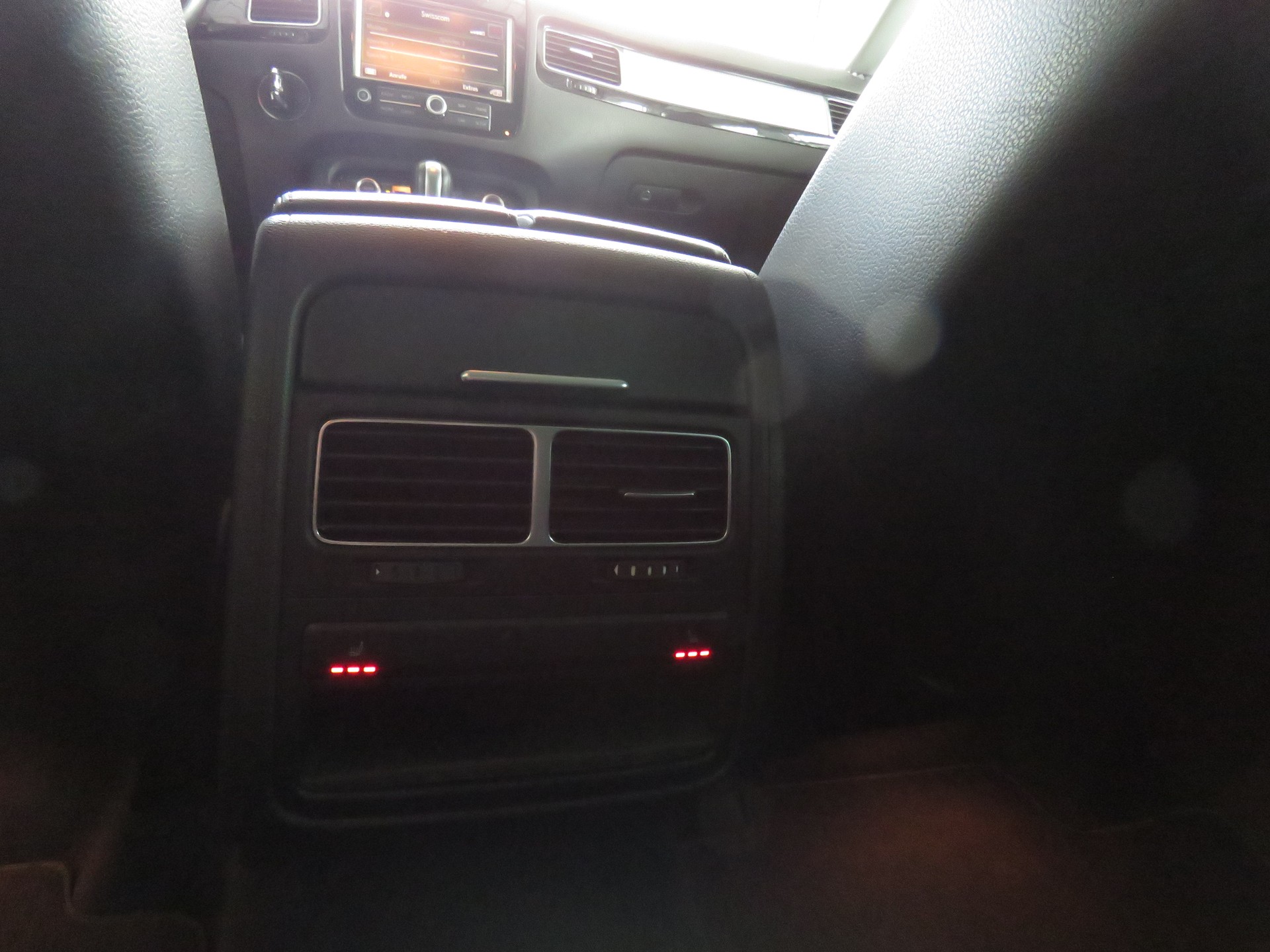 VW Touareg 3.0 TDI BMT Edition X Tiptronic (Automat)-image-7