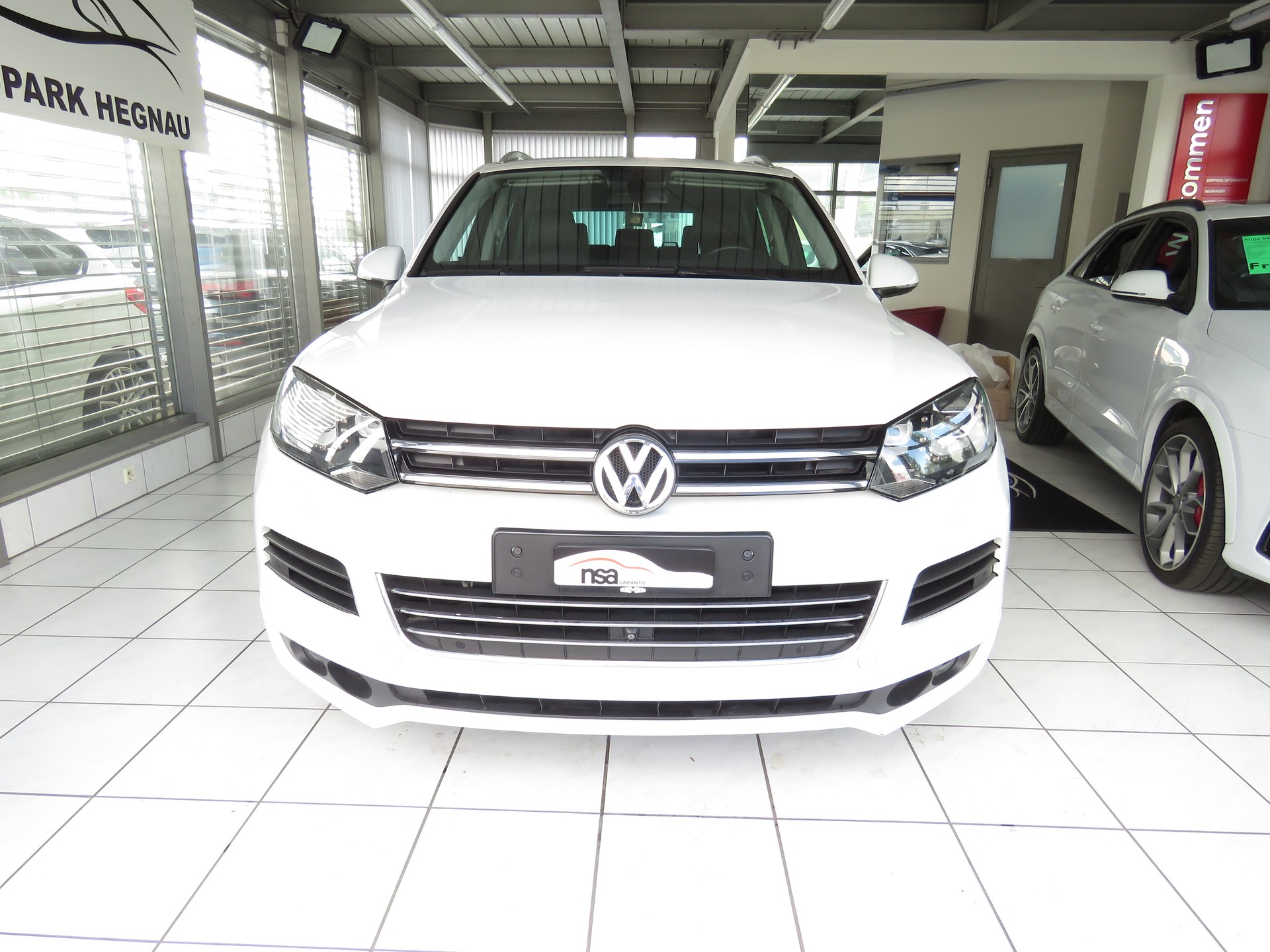 VW Touareg 3.0 TDI BMT Edition X Tiptronic (Automat)-image-1
