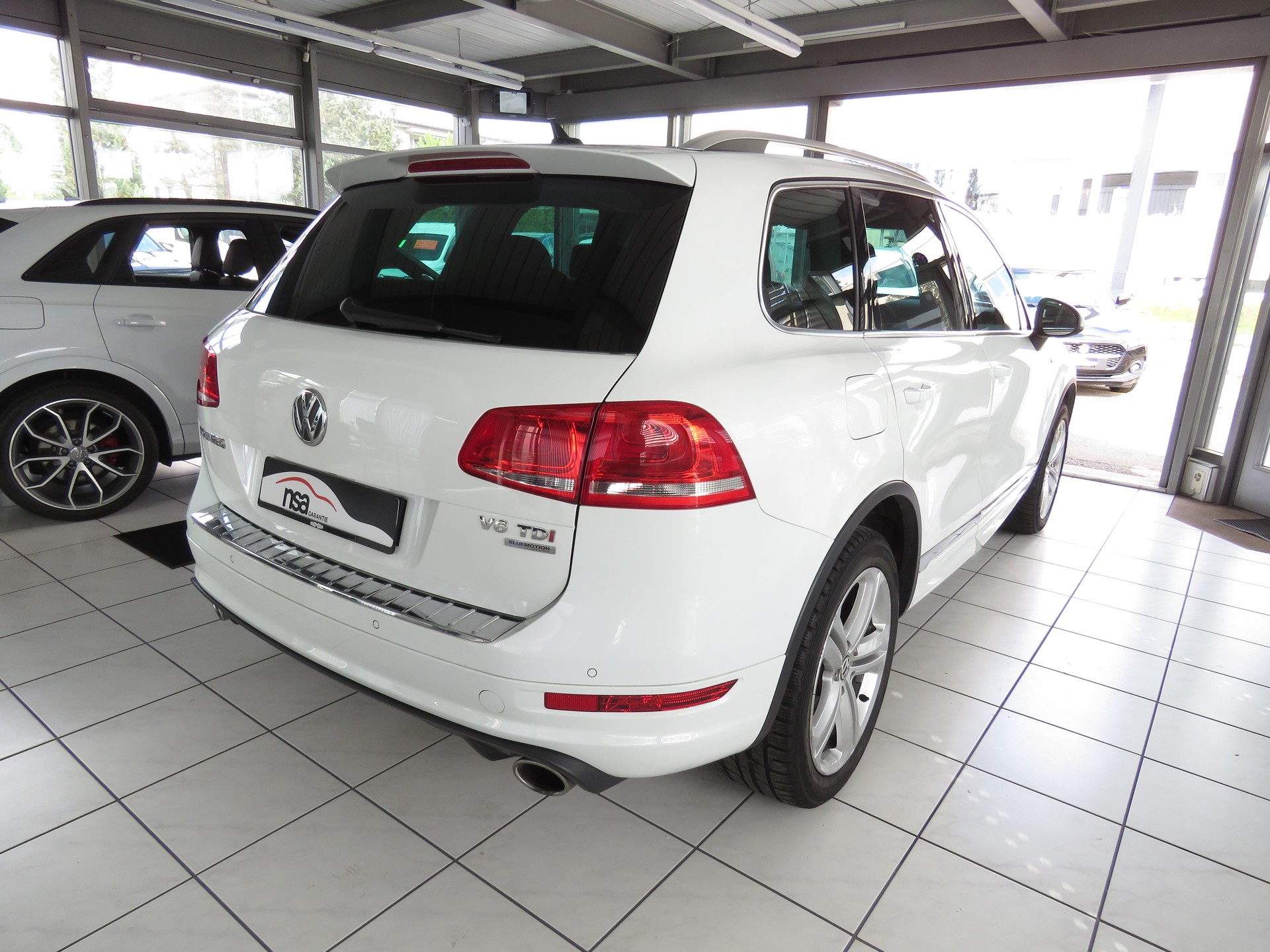 VW Touareg 3.0 TDI BMT Edition X Tiptronic (Automat)-image-3