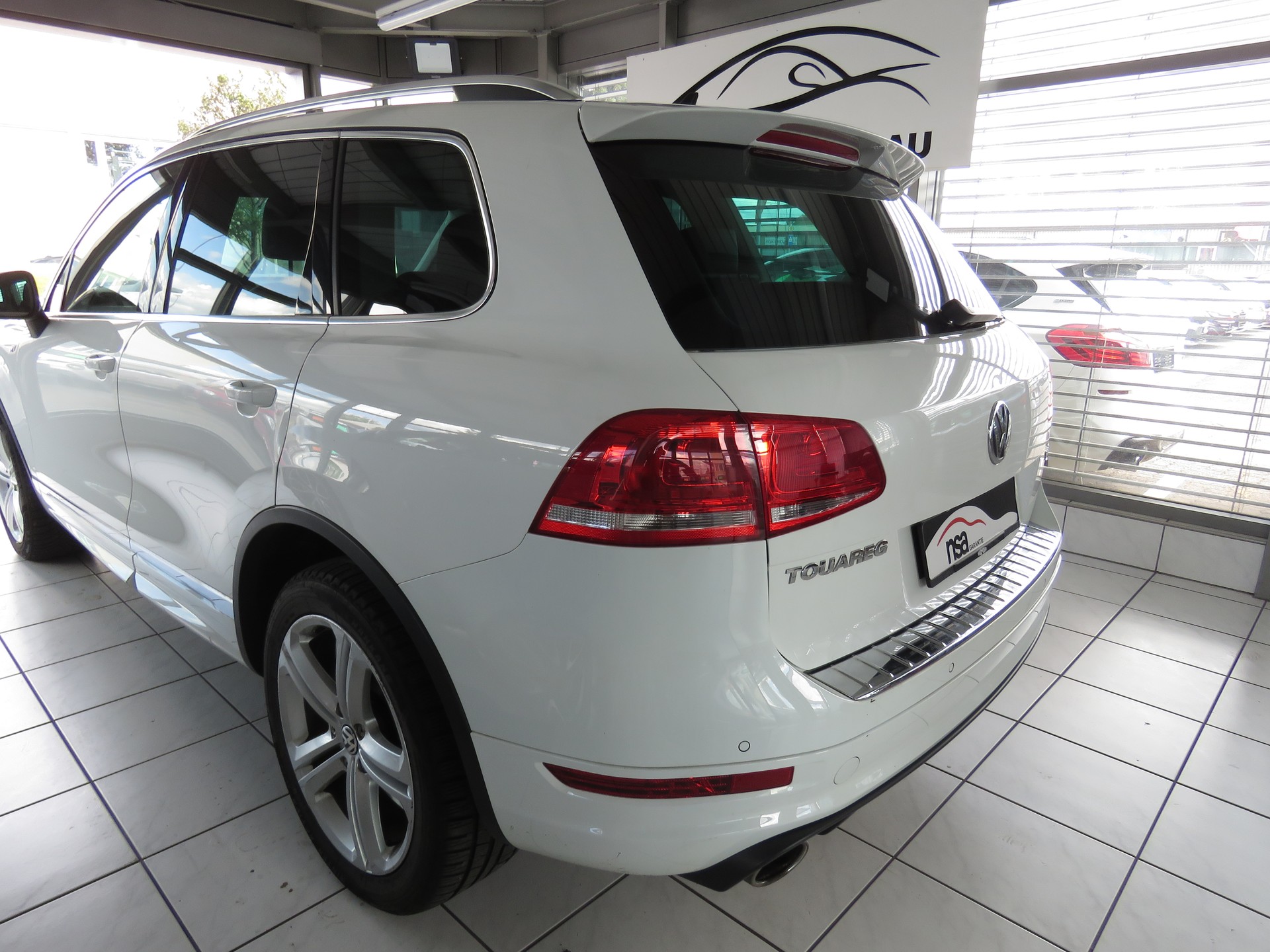 VW Touareg 3.0 TDI BMT Edition X Tiptronic (Automat)-image-5