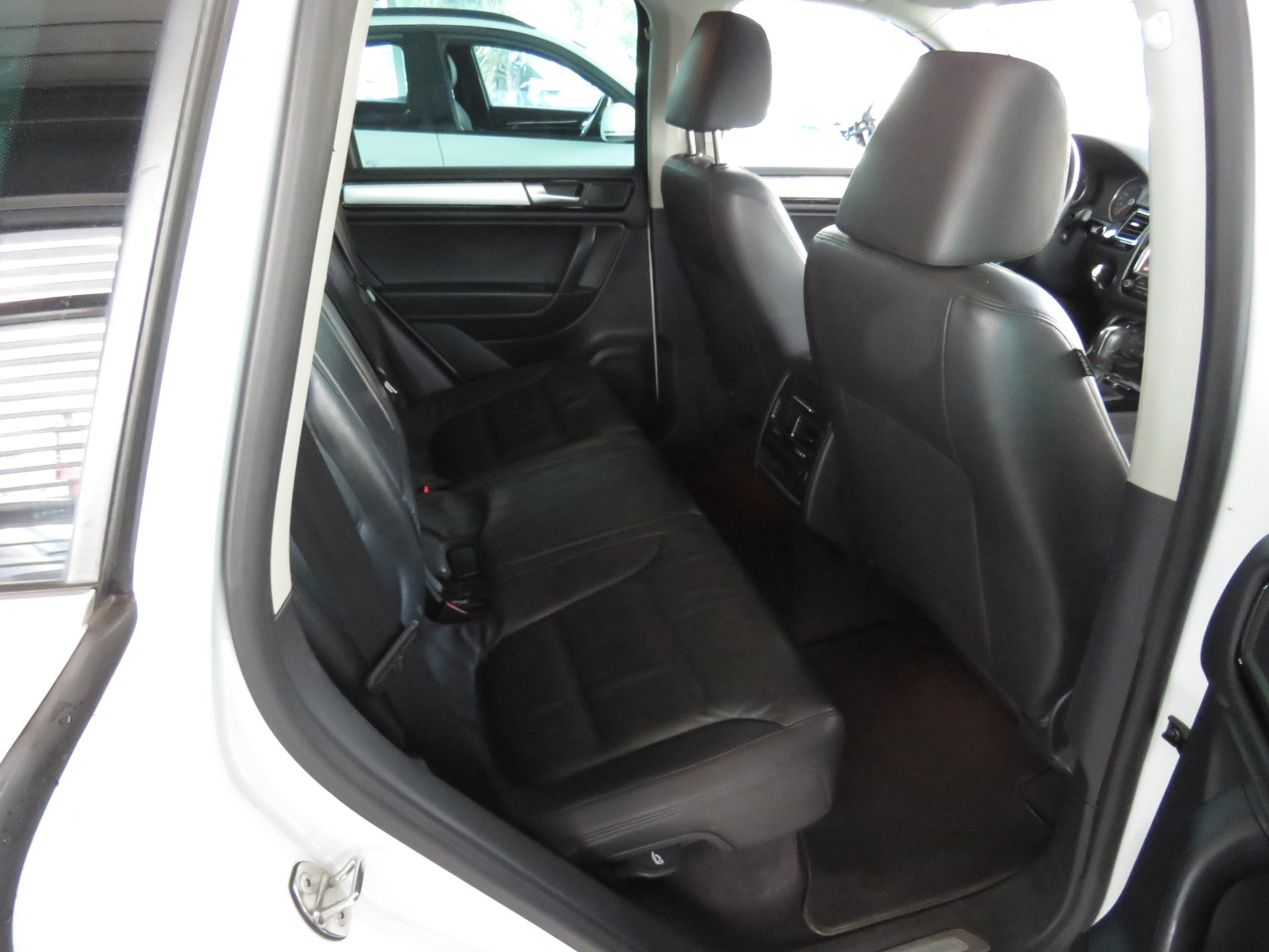 VW Touareg 3.0 TDI BMT Edition X Tiptronic (Automat)-image-19