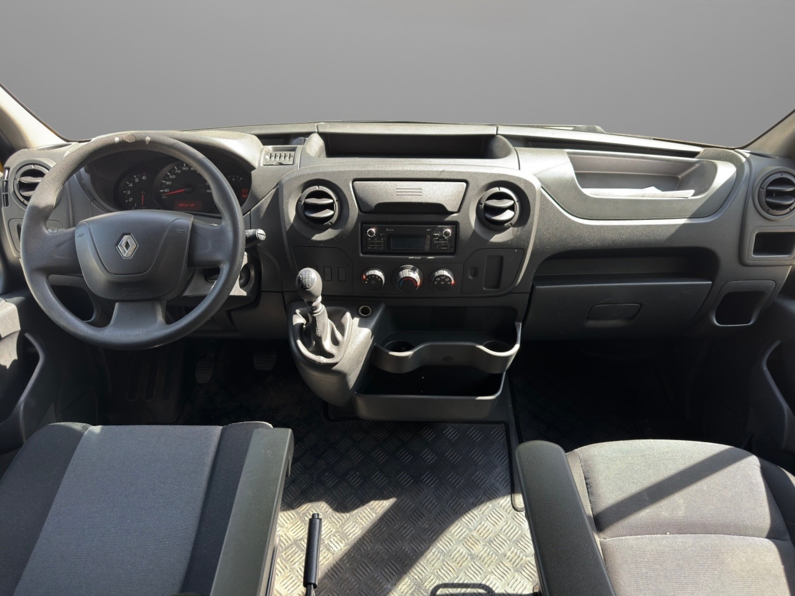 RENAULT Master T35 2.3dCi 130 L3H3-image-8