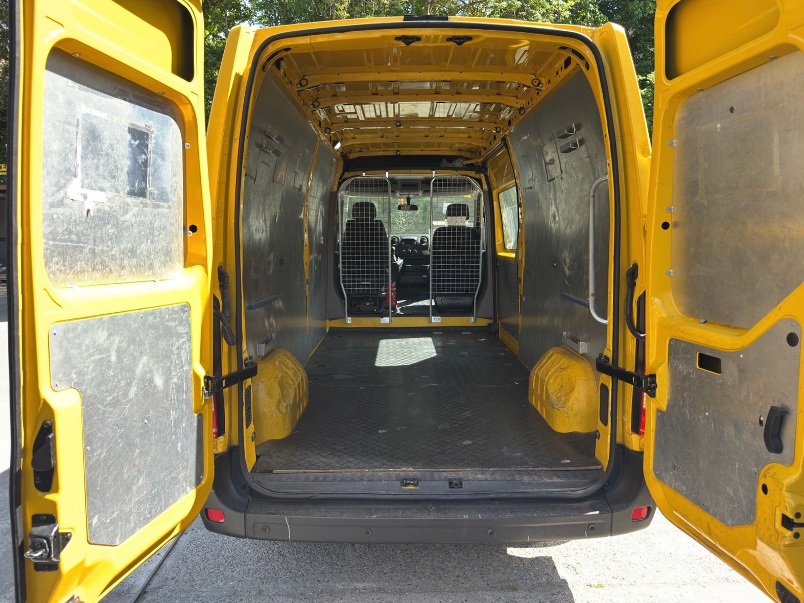 RENAULT Master T35 2.3dCi 130 L3H3-image-10
