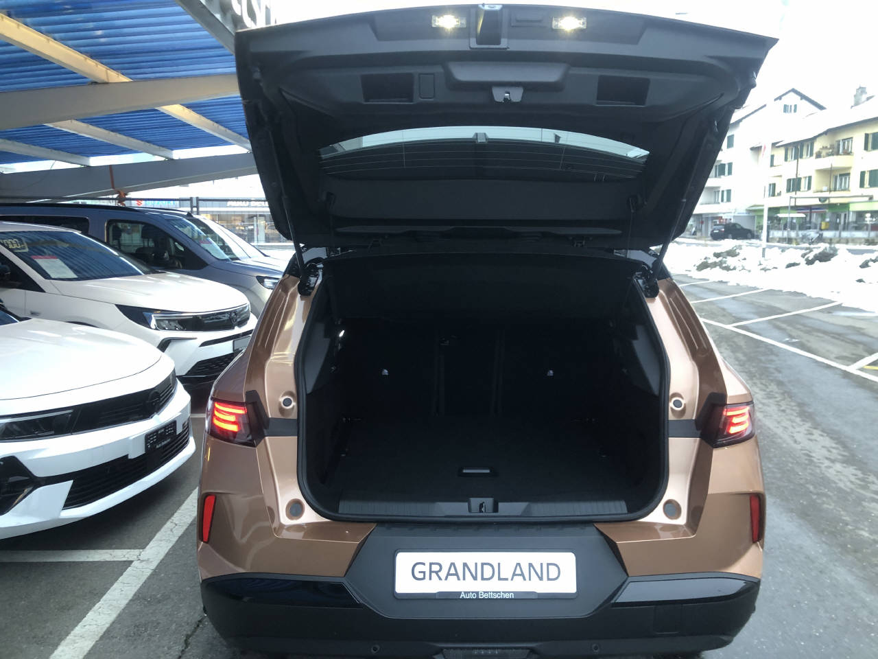 OPEL Grandland 1.2 T MHEV GS-image-9