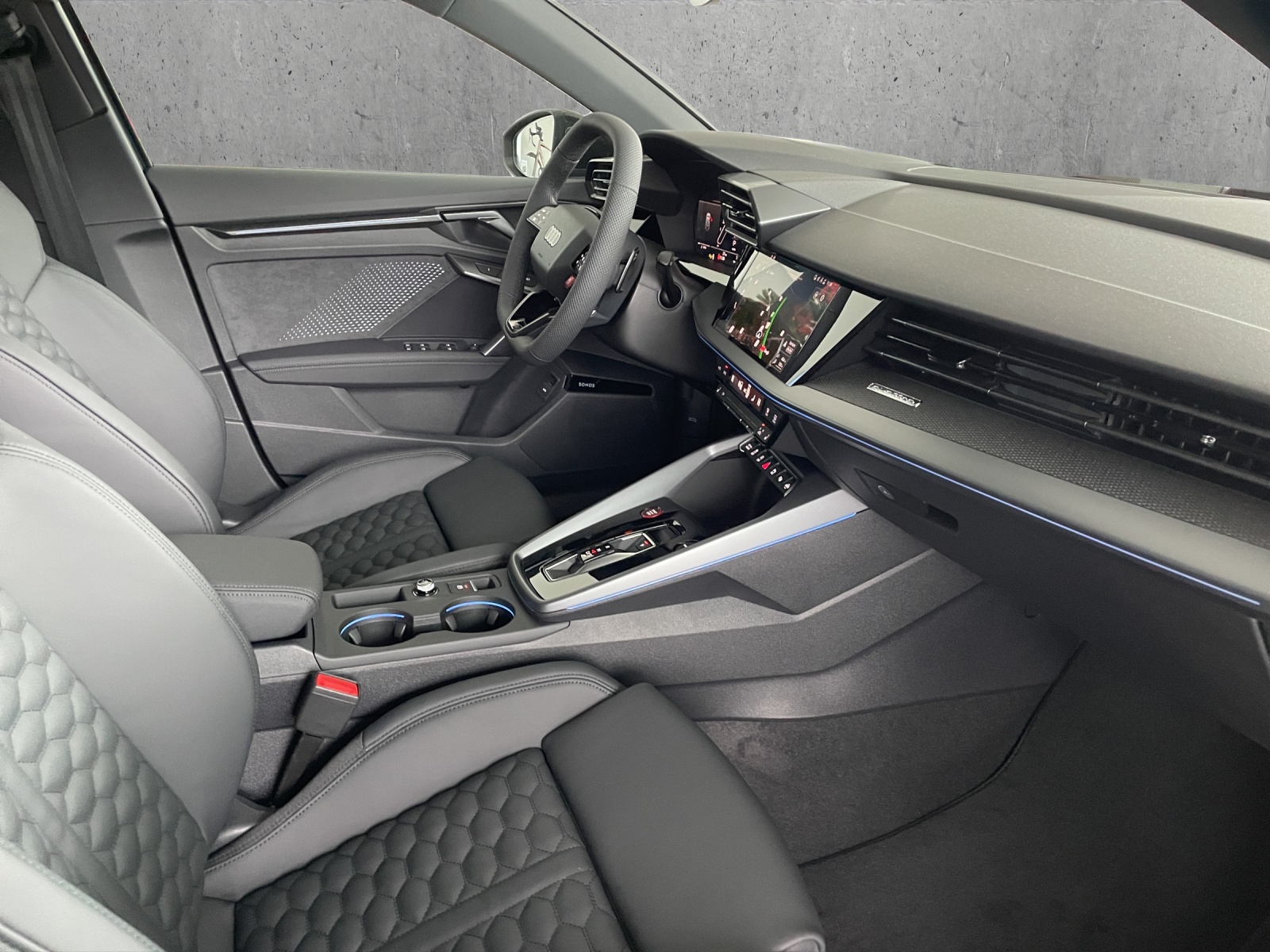 AUDI RS3 Sportback 2.5 TSI quattro S-tronic-image-7