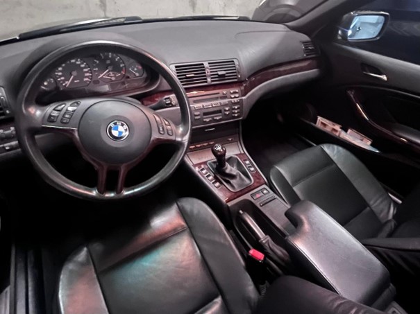 BMW 318Ci-image-3