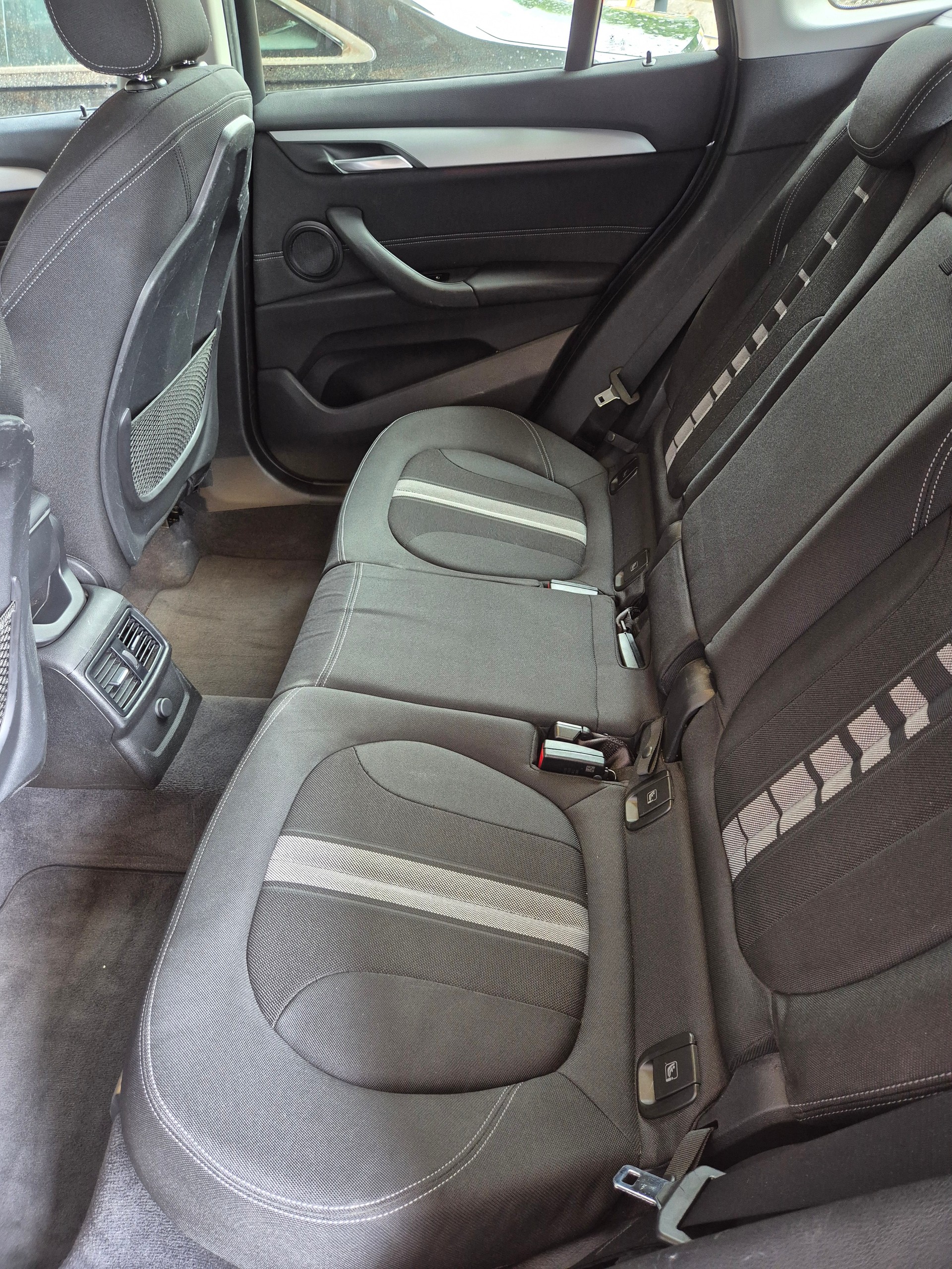 BMW X1 xDrive 20d Steptronic-image-7