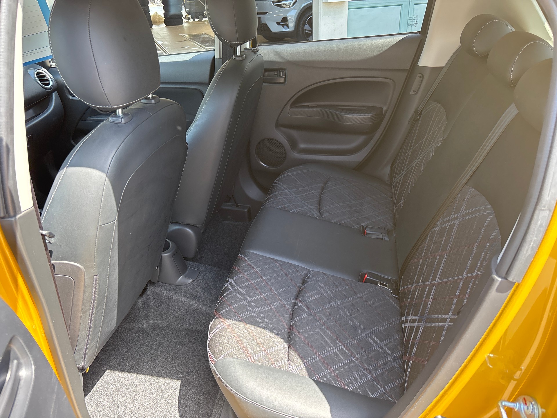 MITSUBISHI Space Star 1.2 CVT Invite-image-14