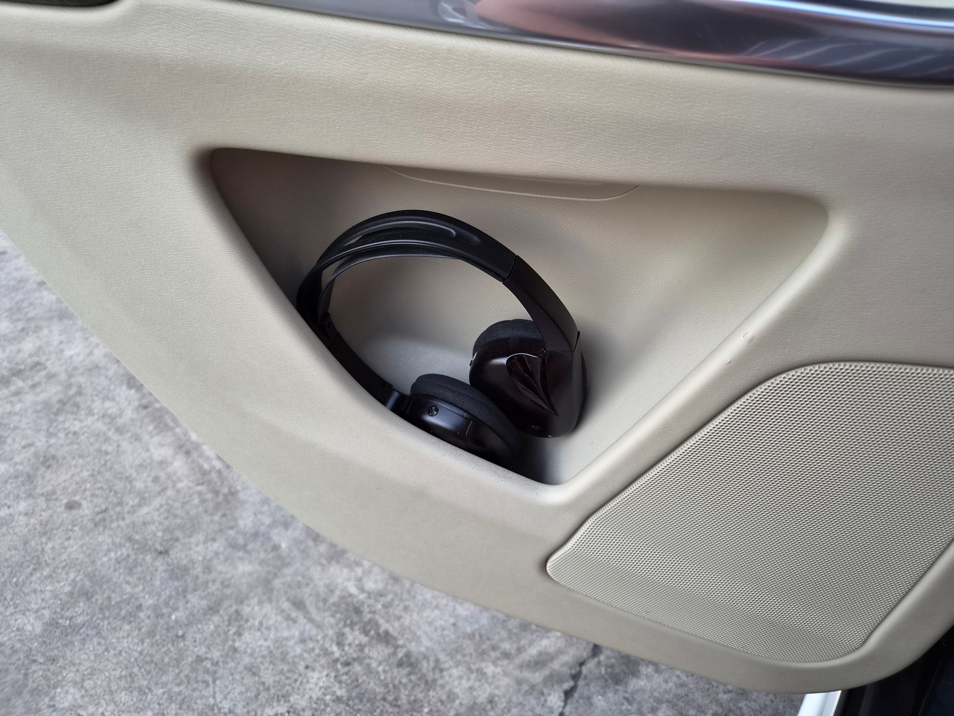 VOLVO XC60 D4 AWD Summum Geartronic-image-18