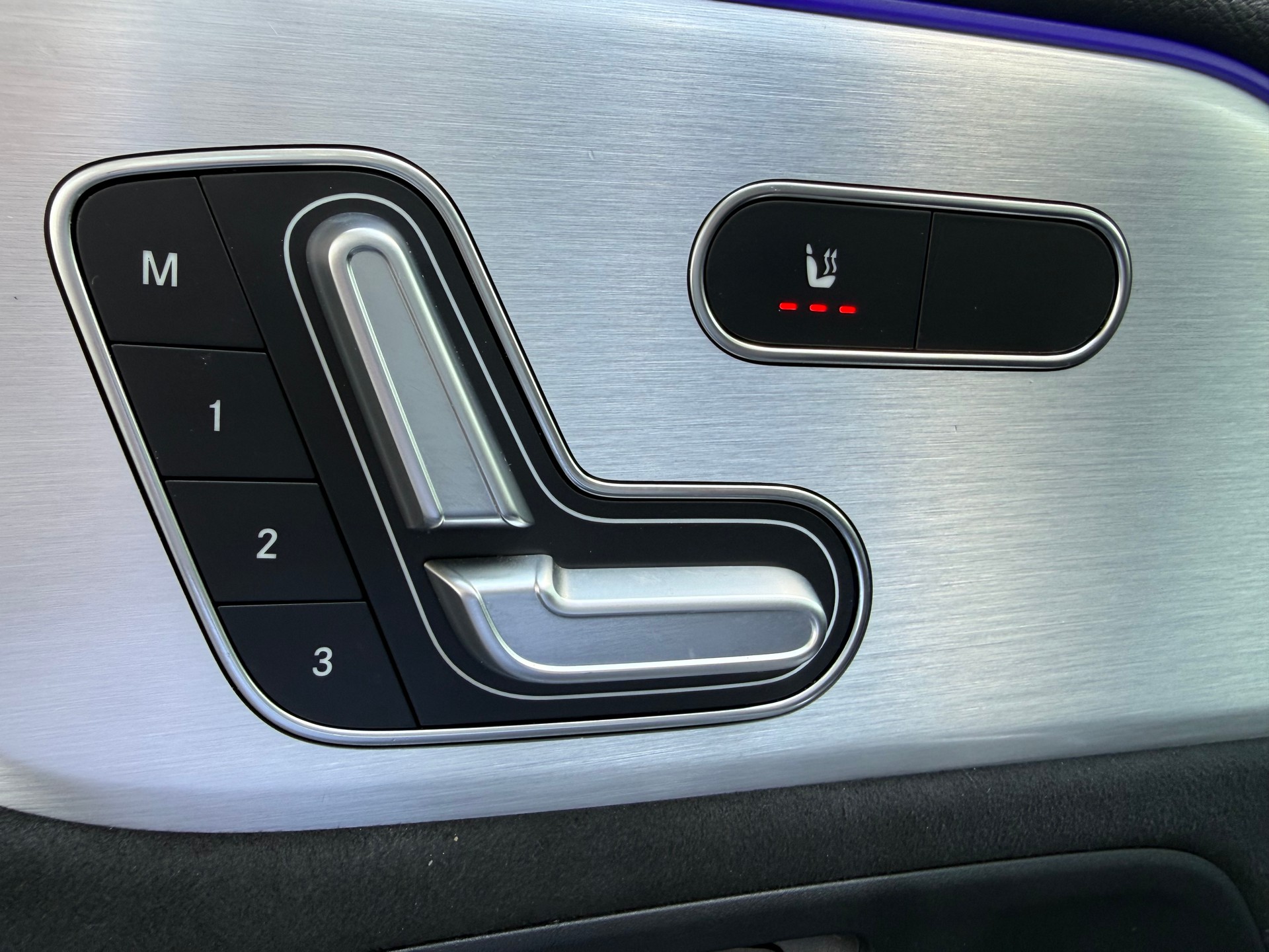 MERCEDES-BENZ B 220 4Matic AMG Line 7G-DCT-image-7