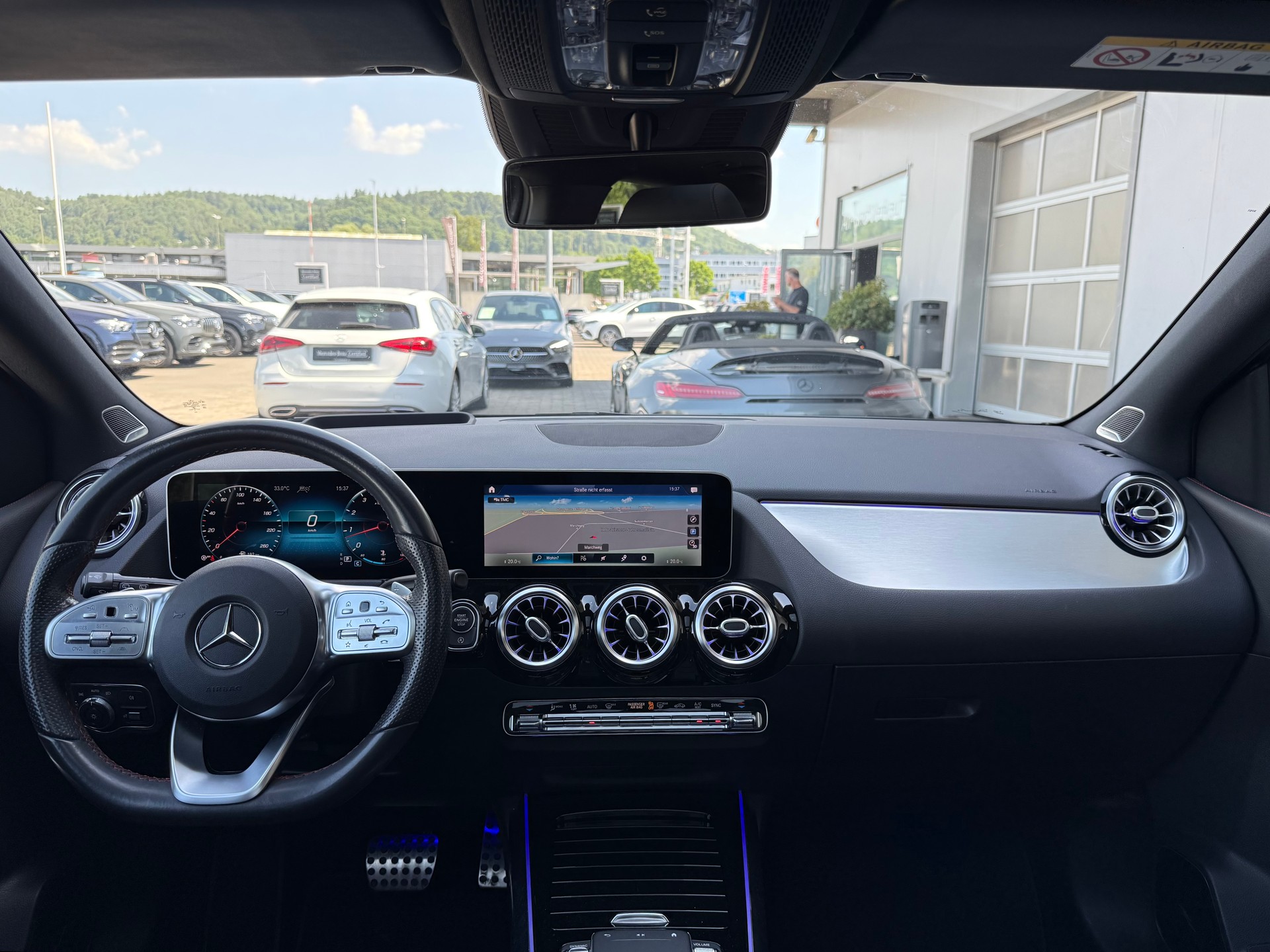 MERCEDES-BENZ B 220 4Matic AMG Line 7G-DCT-image-3