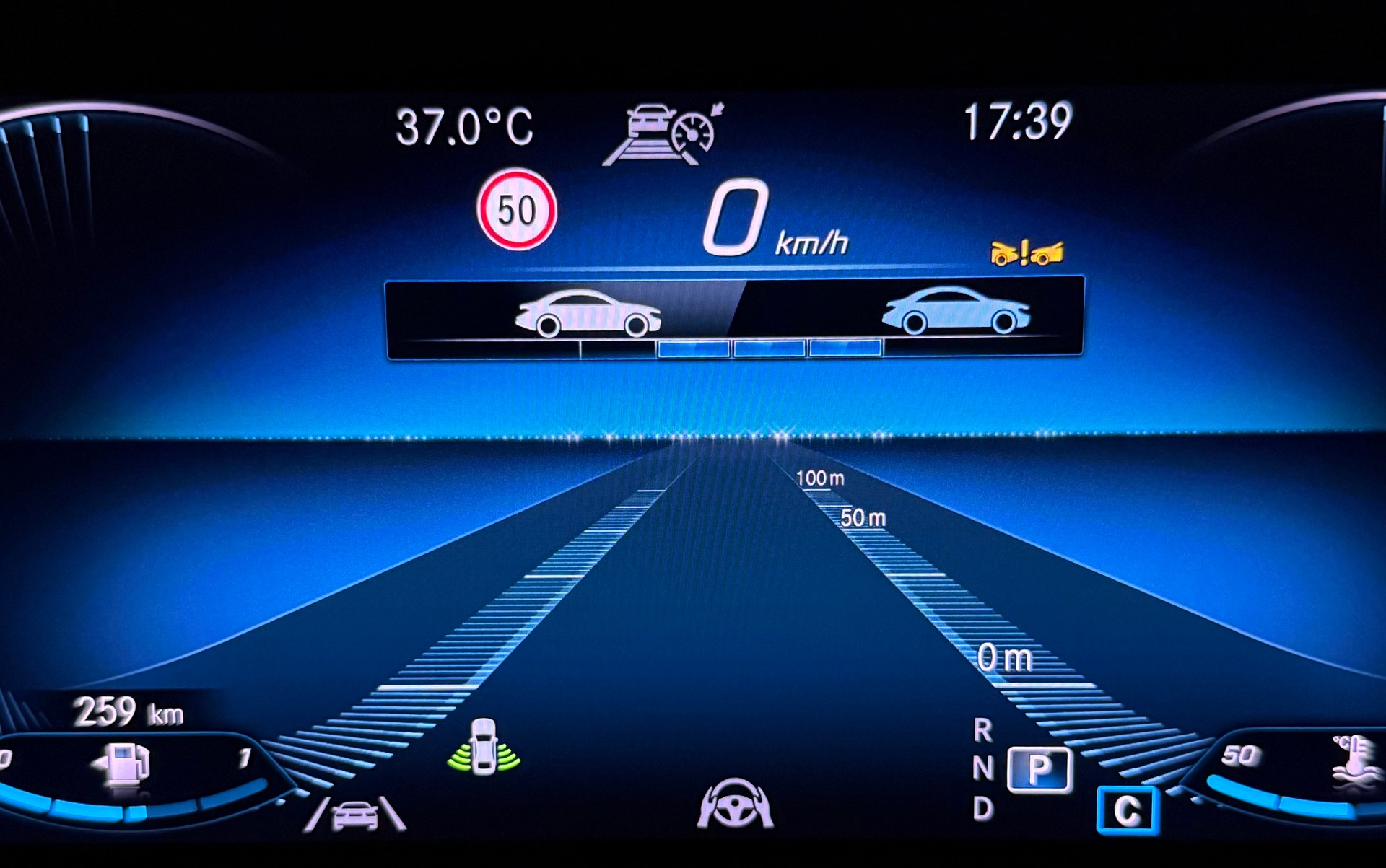 MERCEDES-BENZ B 220 4Matic AMG Line 7G-DCT-image-9