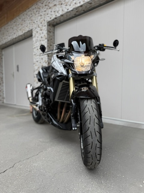 SUZUKI GSR 750 ABS Freegun-image-5