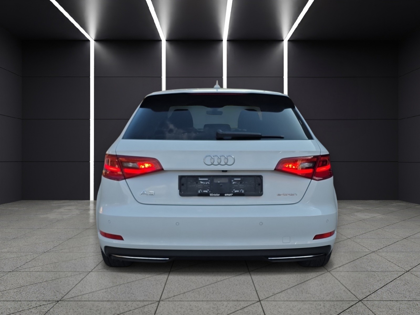 AUDI A3 Sportback 1.4 e-tron Attraction S-tronic-image-5