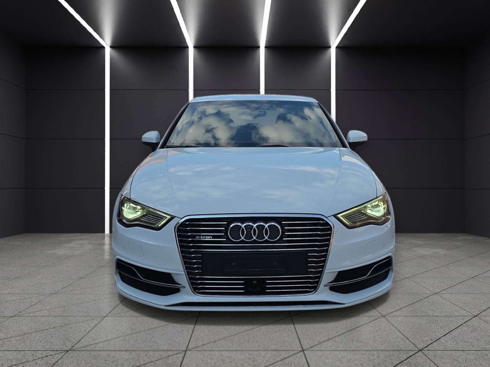 AUDI A3 Sportback 1.4 e-tron Attraction S-tronic-image-1