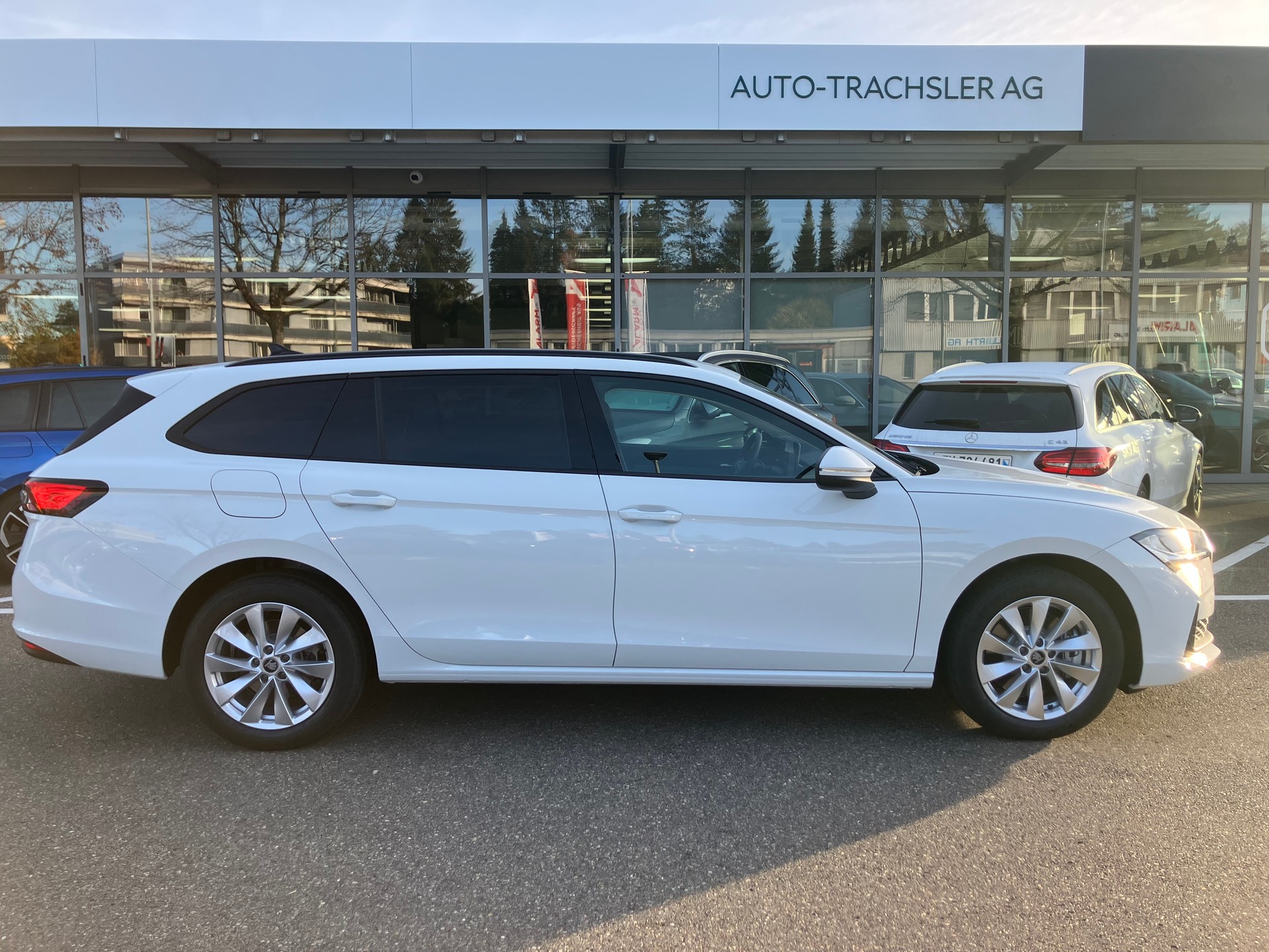 SKODA Superb Combi 2.0 TDi Selection 4x4 DSG