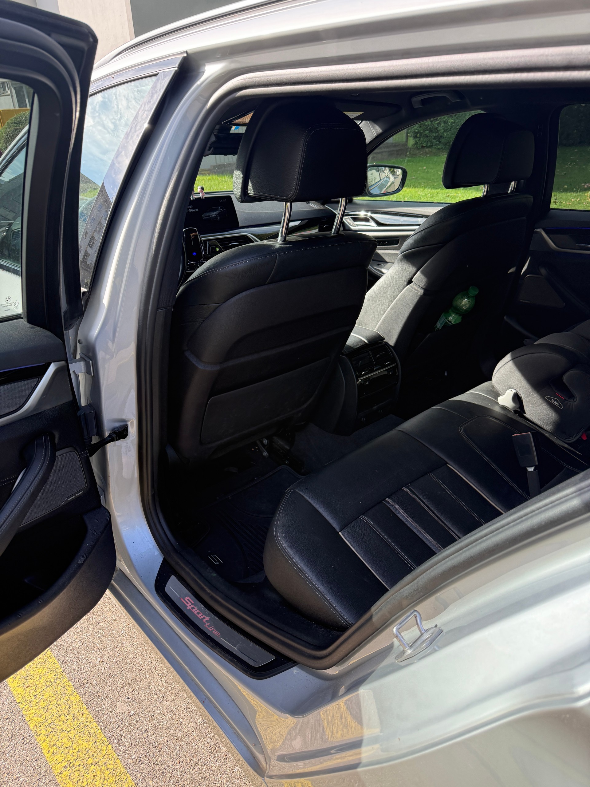 BMW 530d xDrive Touring Sport Line Steptronic-image-8