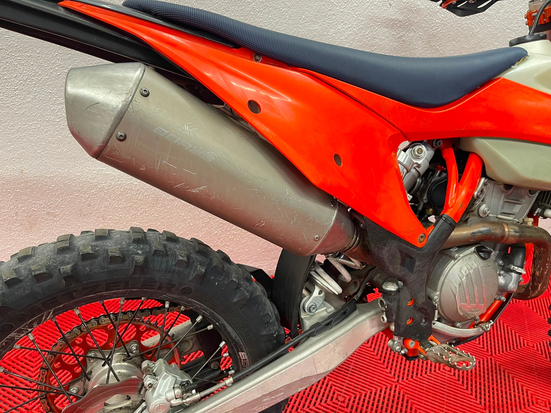 KTM 350 EXC-F 4-T Six Days-image-5
