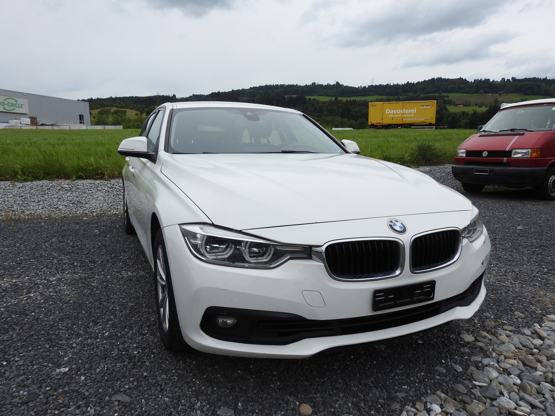 BMW 320i xDrive Steptronic-image-7