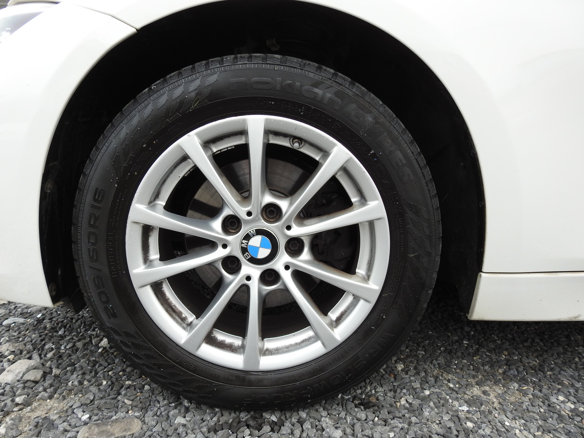 BMW 320i xDrive Steptronic-image-8