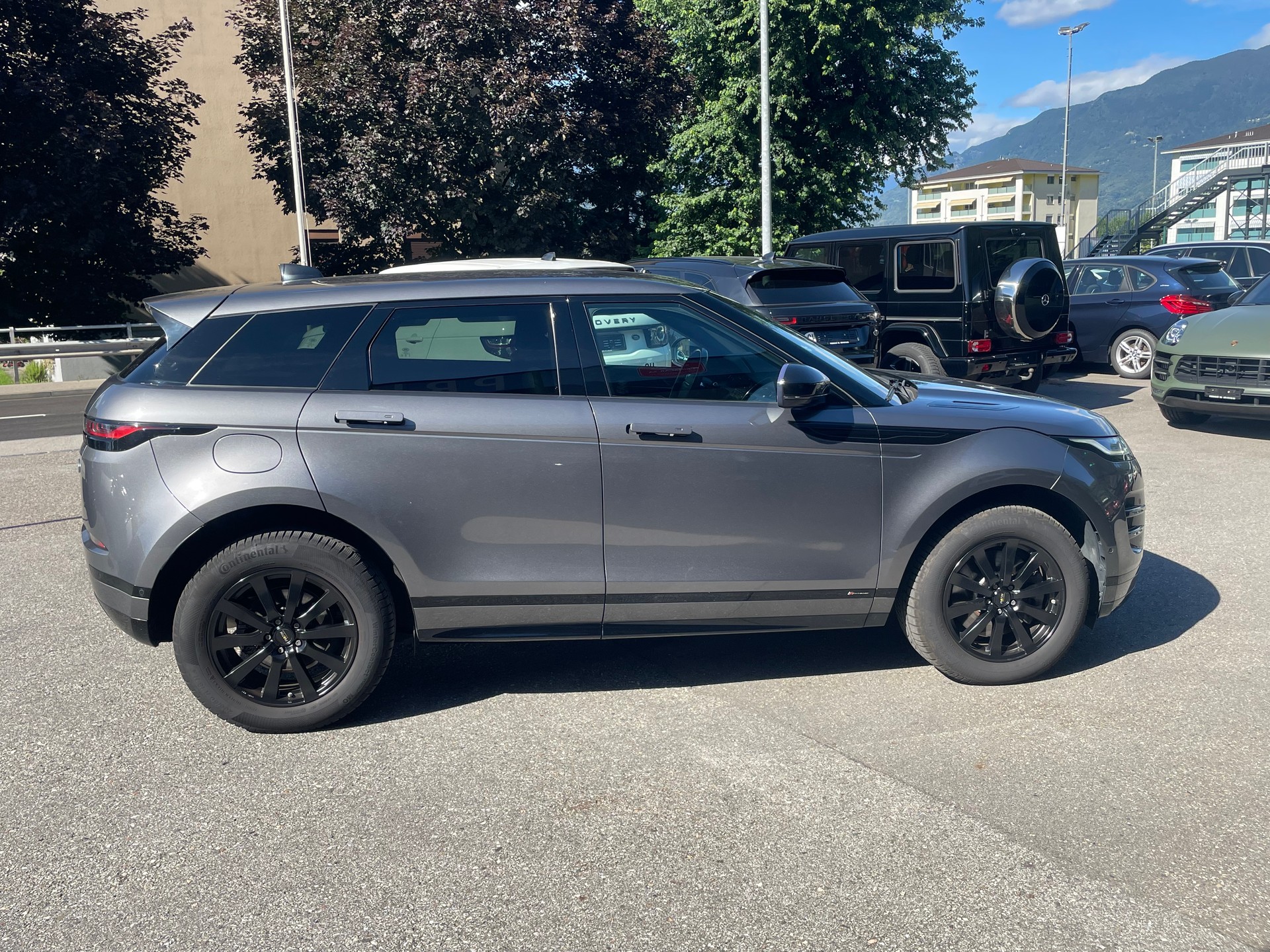 LAND ROVER Range Rover Evoque R-Dynamic D 180 SE AT9-image-10