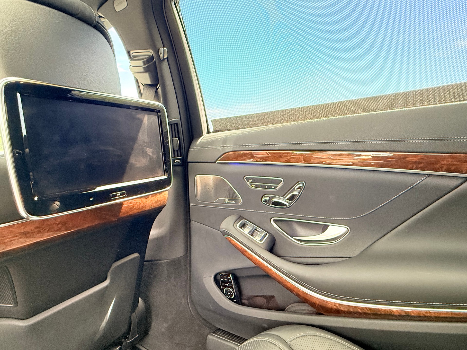 MERCEDES-BENZ S 500 L 4Matic AMG-Line 7G-Tronic-image-10