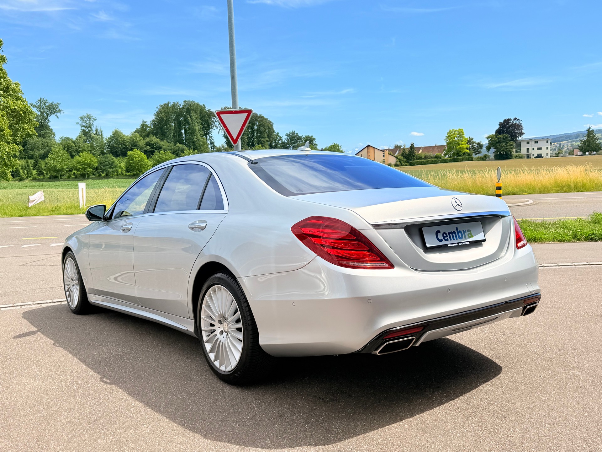 MERCEDES-BENZ S 500 L 4Matic AMG-Line 7G-Tronic-image-3