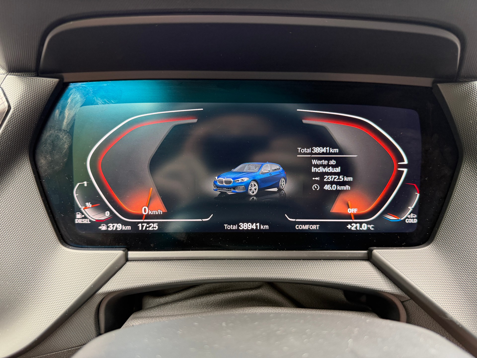 BMW 120d xDrive Steptronic Sport Line-image-14