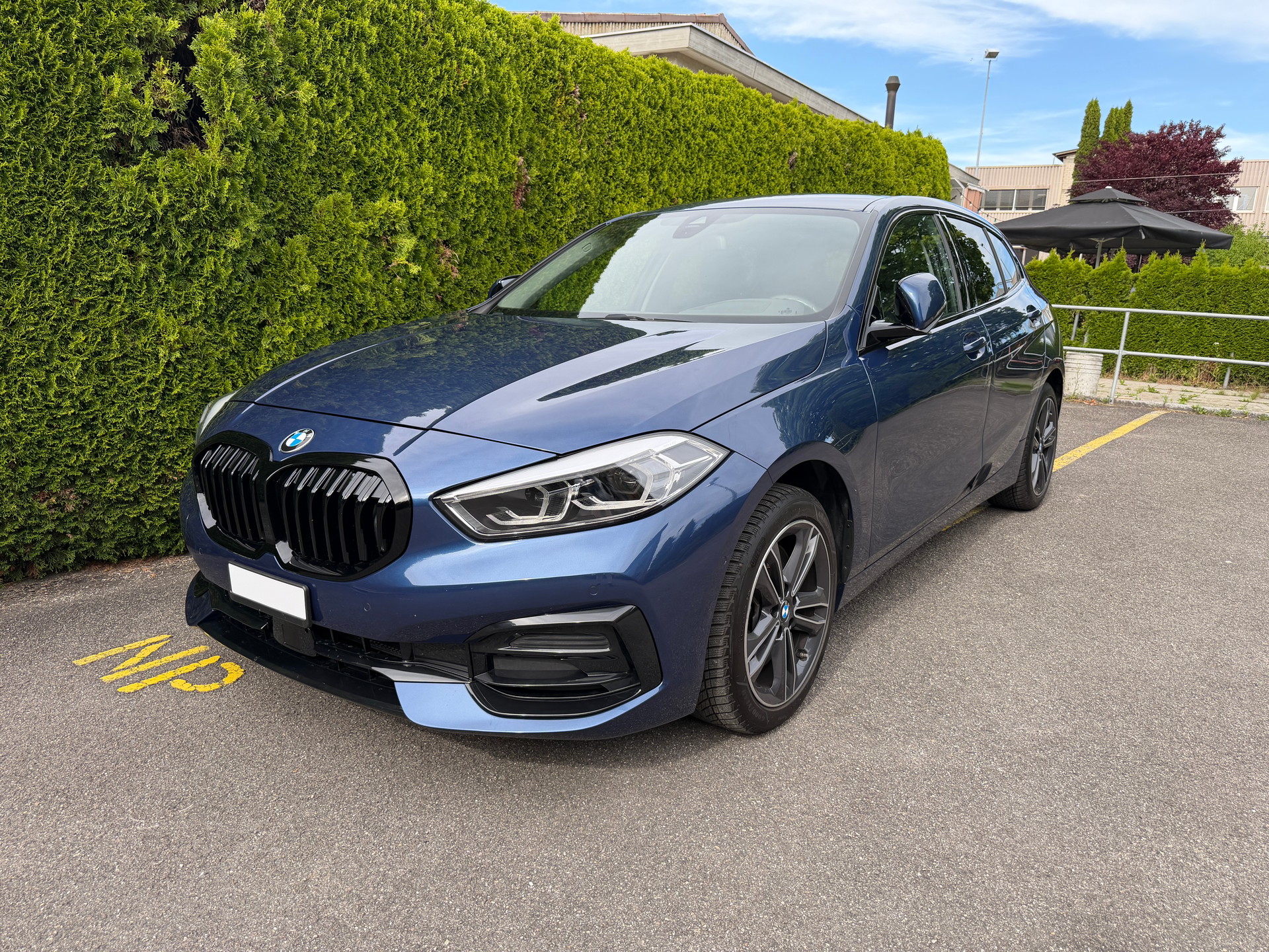 BMW 120d xDrive Steptronic Sport Line-image-0