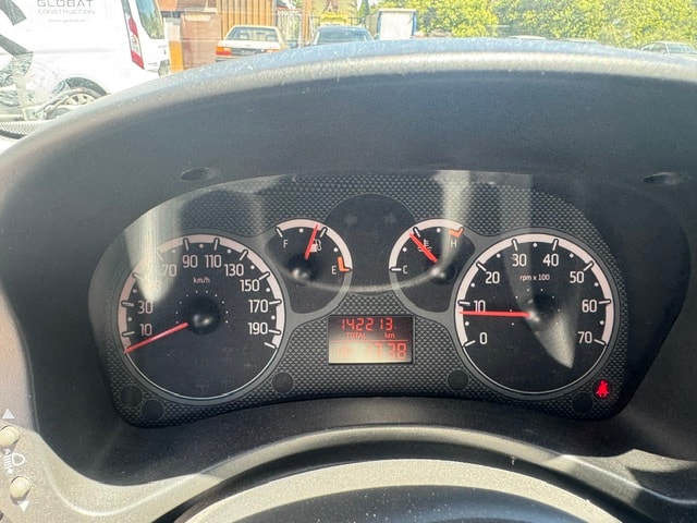 FIAT Panda 1.2 Climbing 4x4-image-11