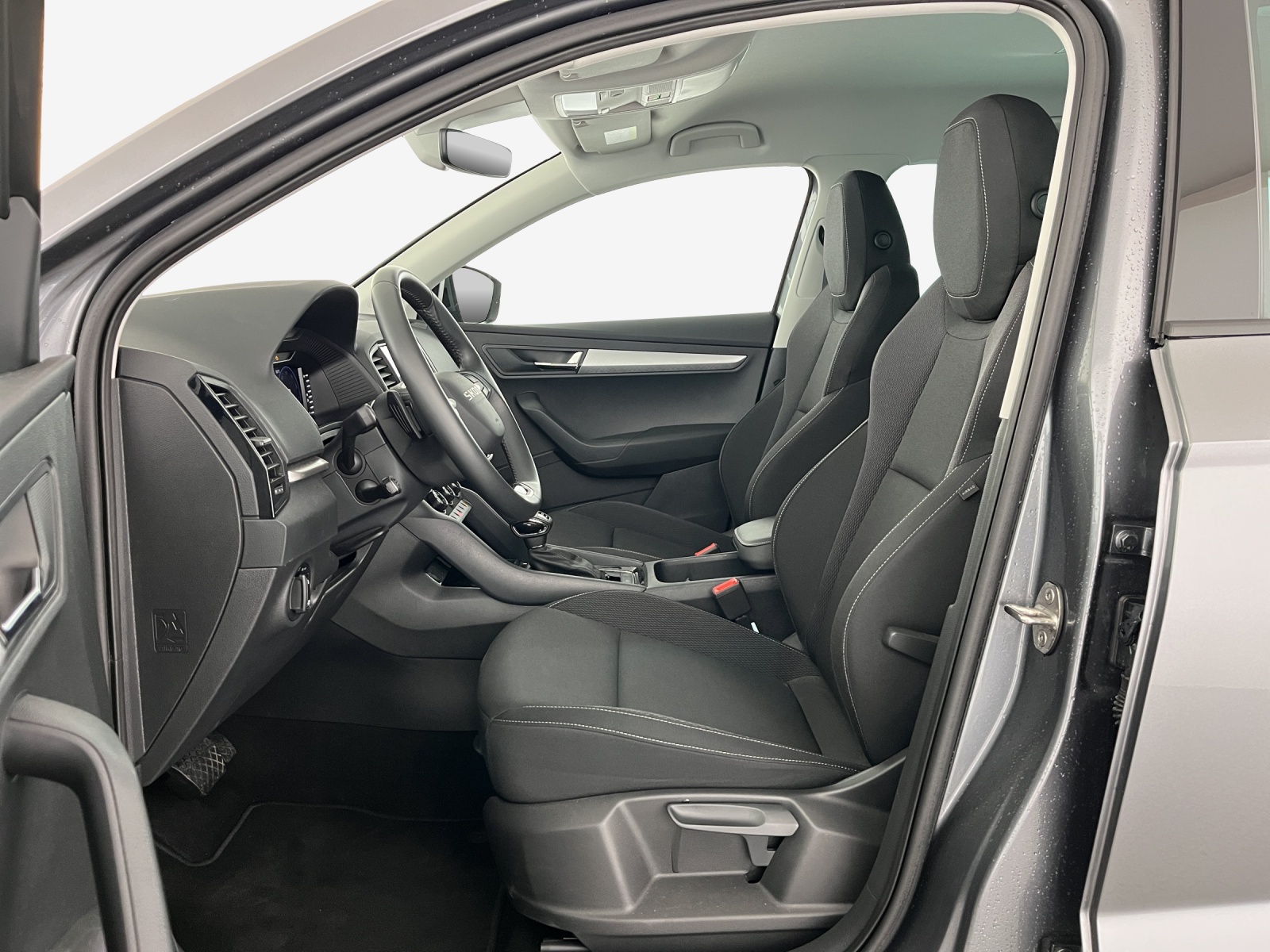 SKODA Karoq 2.0 TDI CR Selection 4x4 DSG-image-7