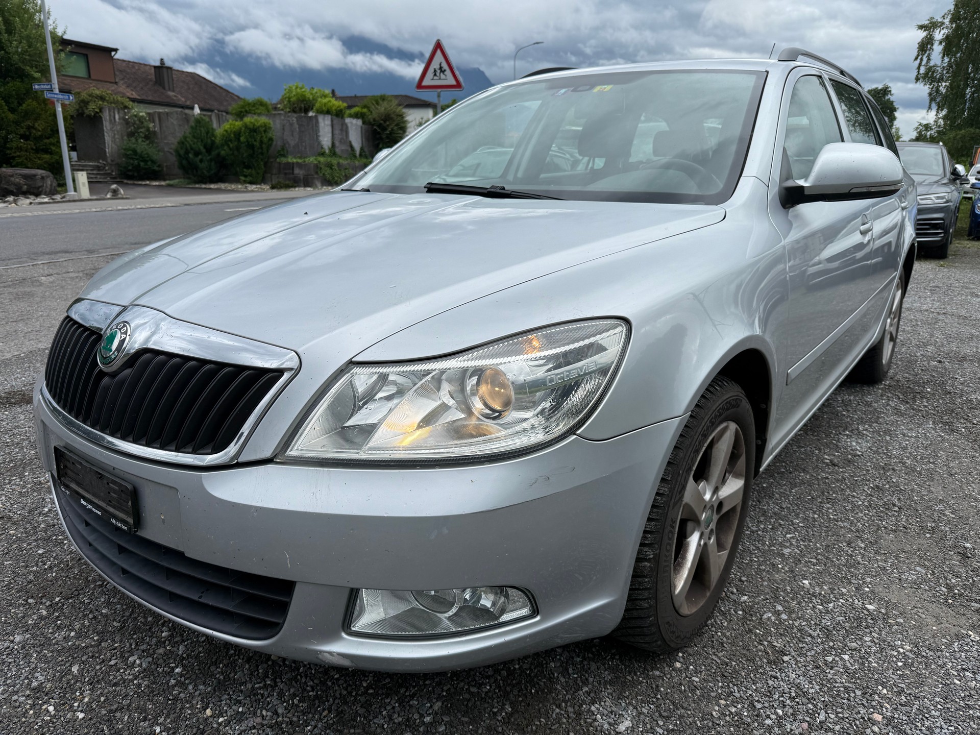 SKODA Octavia Combi 2.0 TDI Ambition 4x4 DSG-image-0
