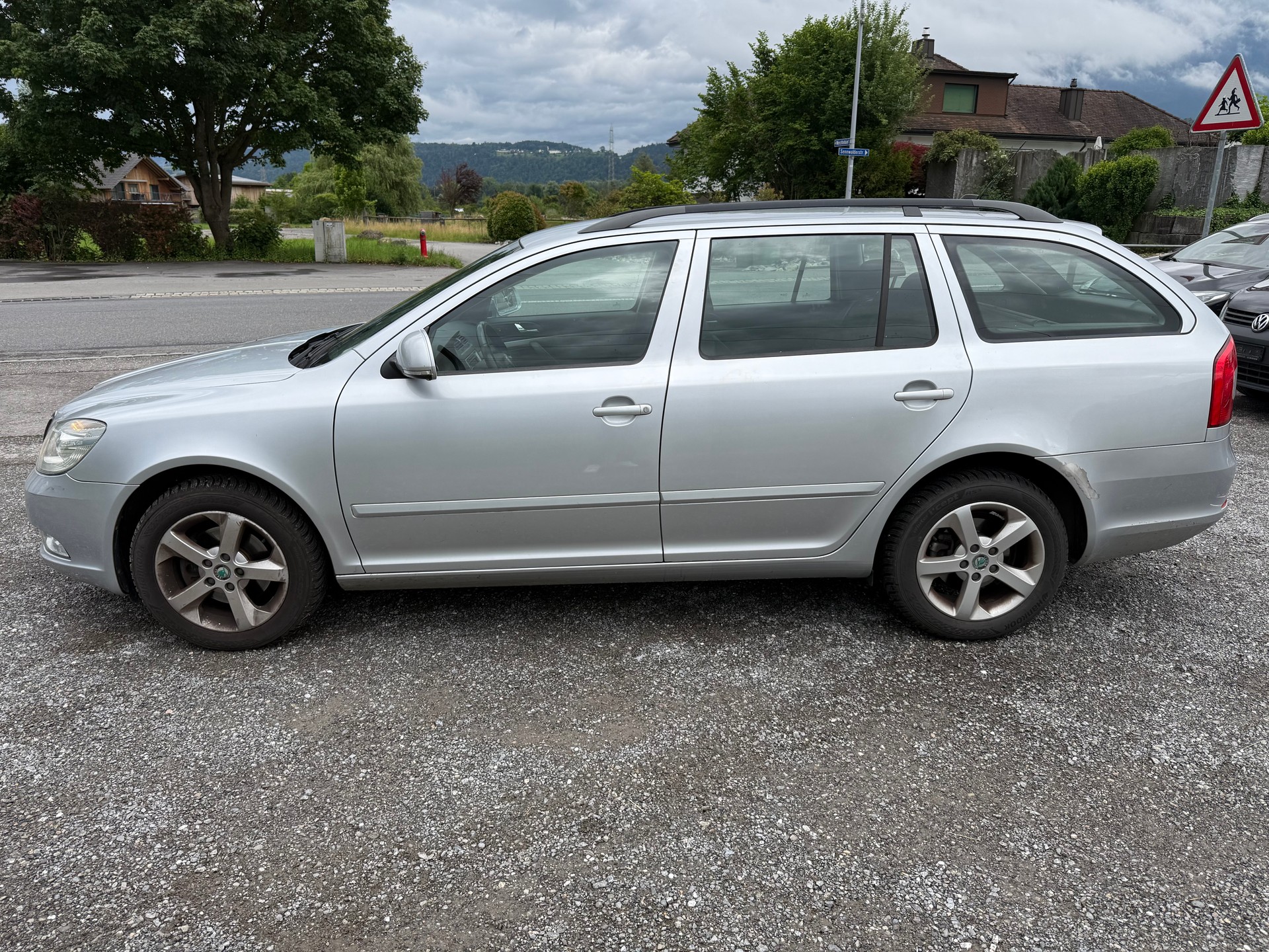 SKODA Octavia Combi 2.0 TDI Ambition 4x4 DSG-image-1