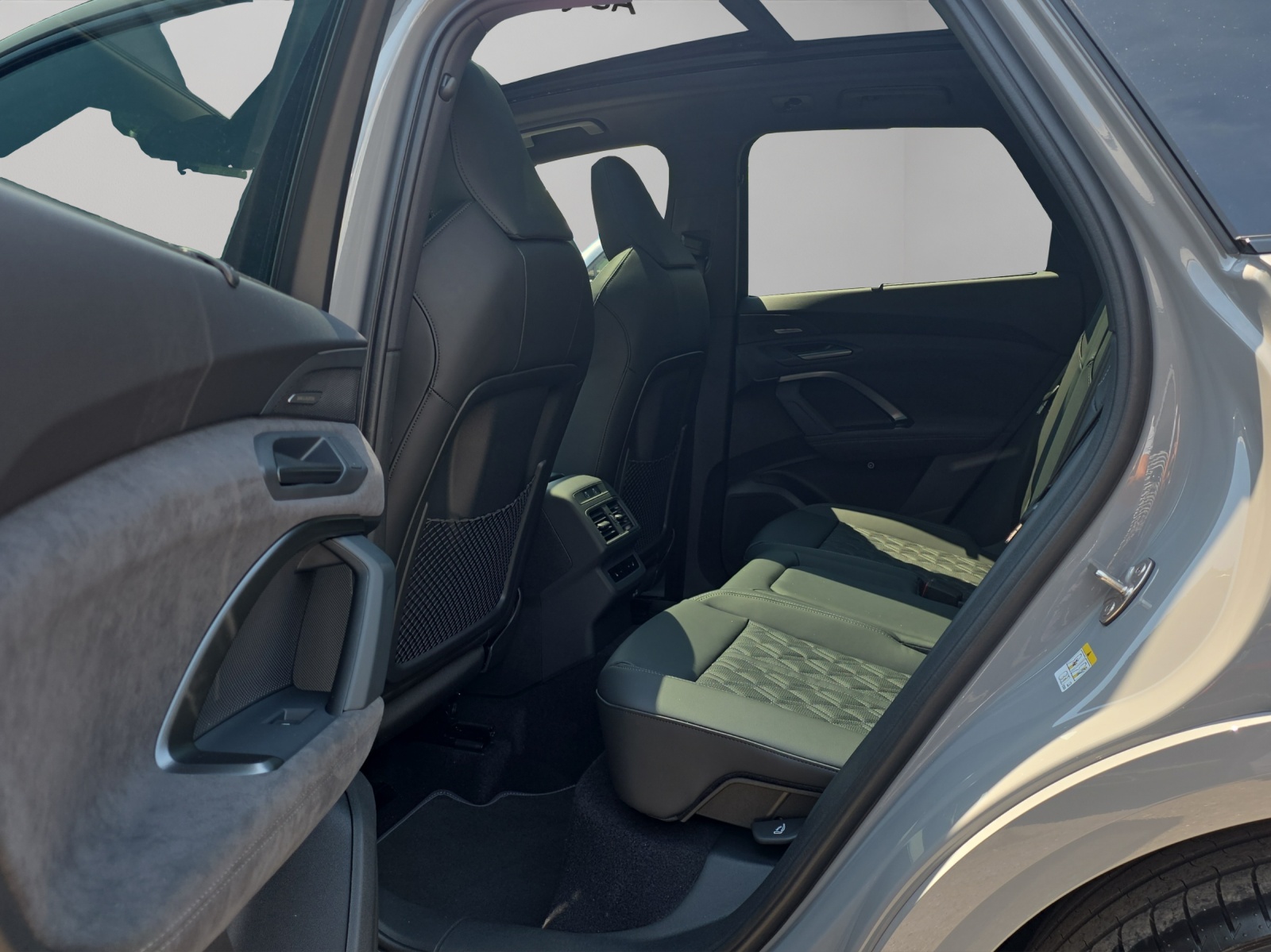 AUDI SQ5 TFSI quattro S-tronic-image-7