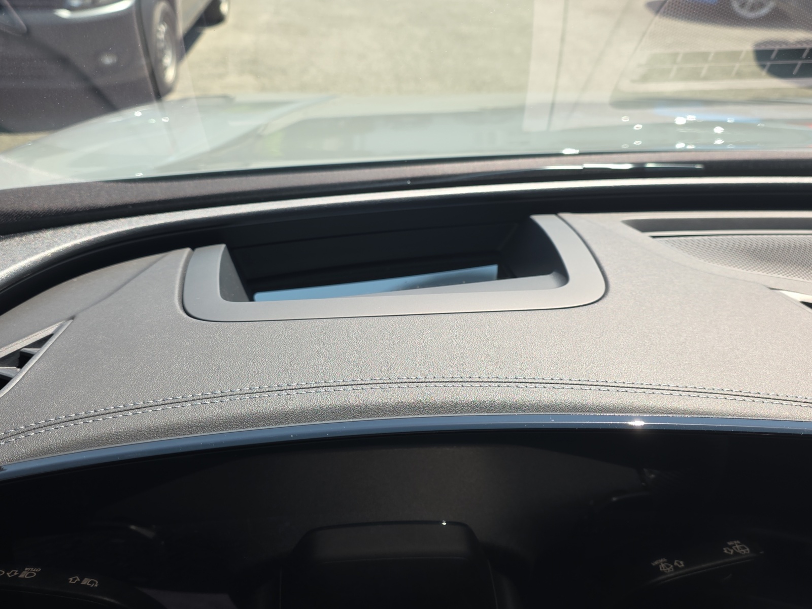 AUDI SQ5 TFSI quattro S-tronic-image-10