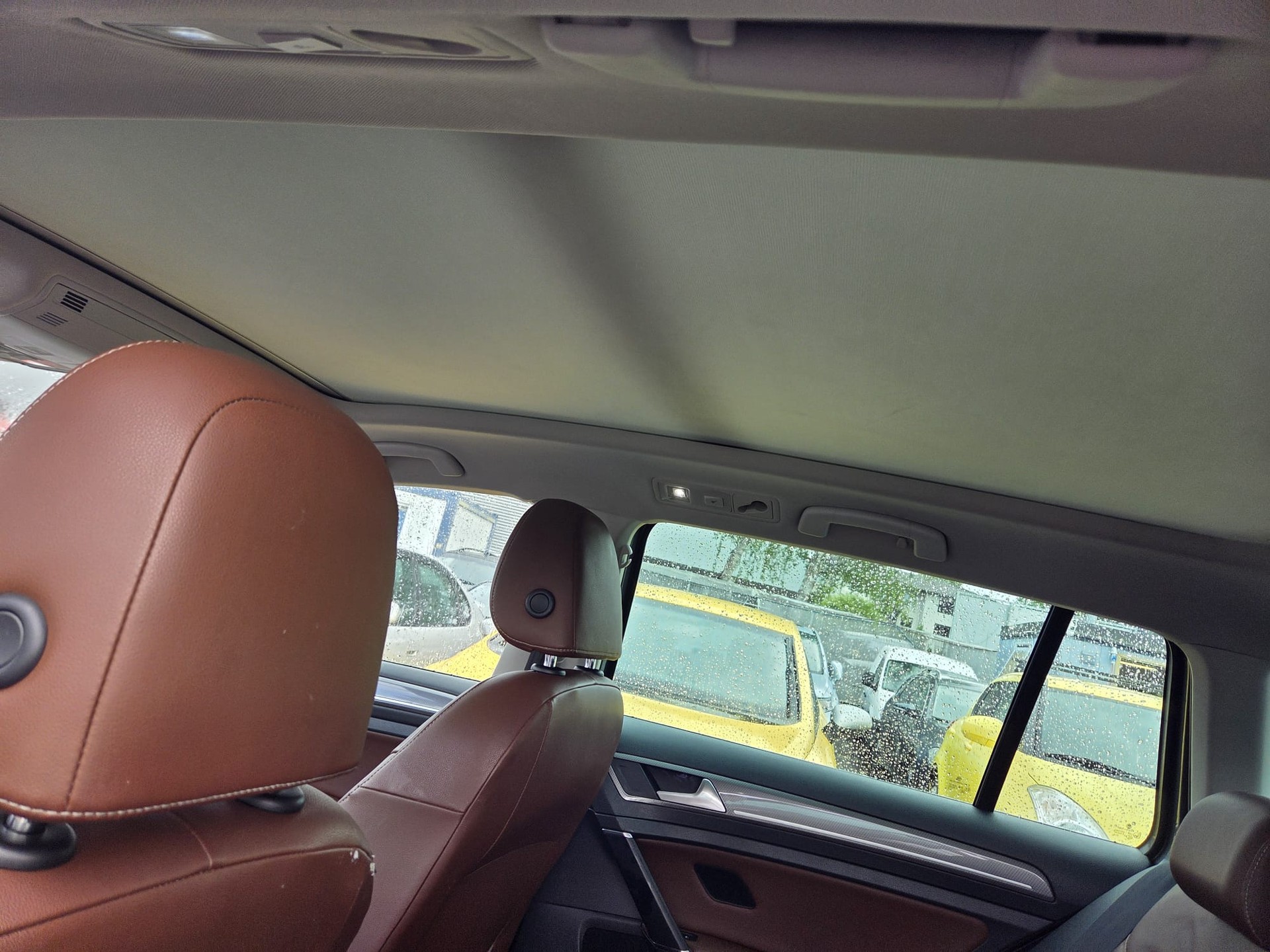 VW Golf 2.0 TDI Alltrack 4Motion-image-7