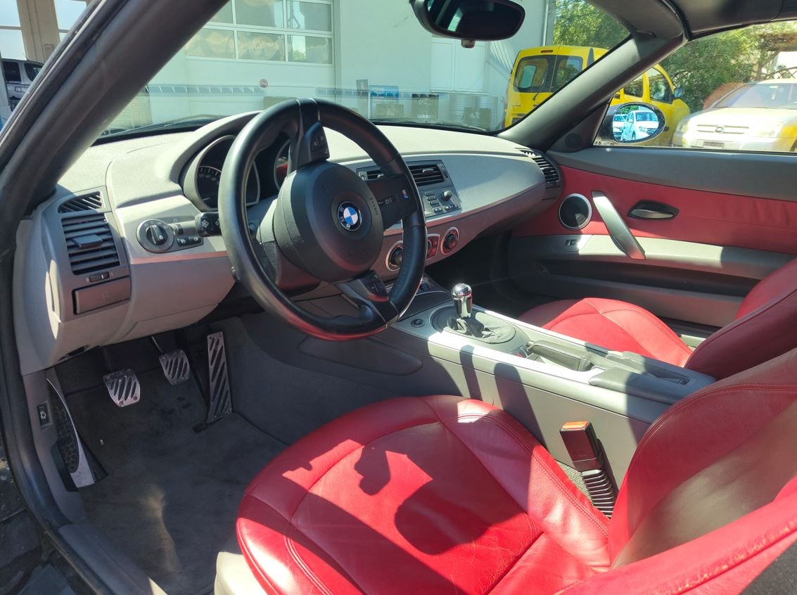 BMW Z4 3.0i Roadster-image-1