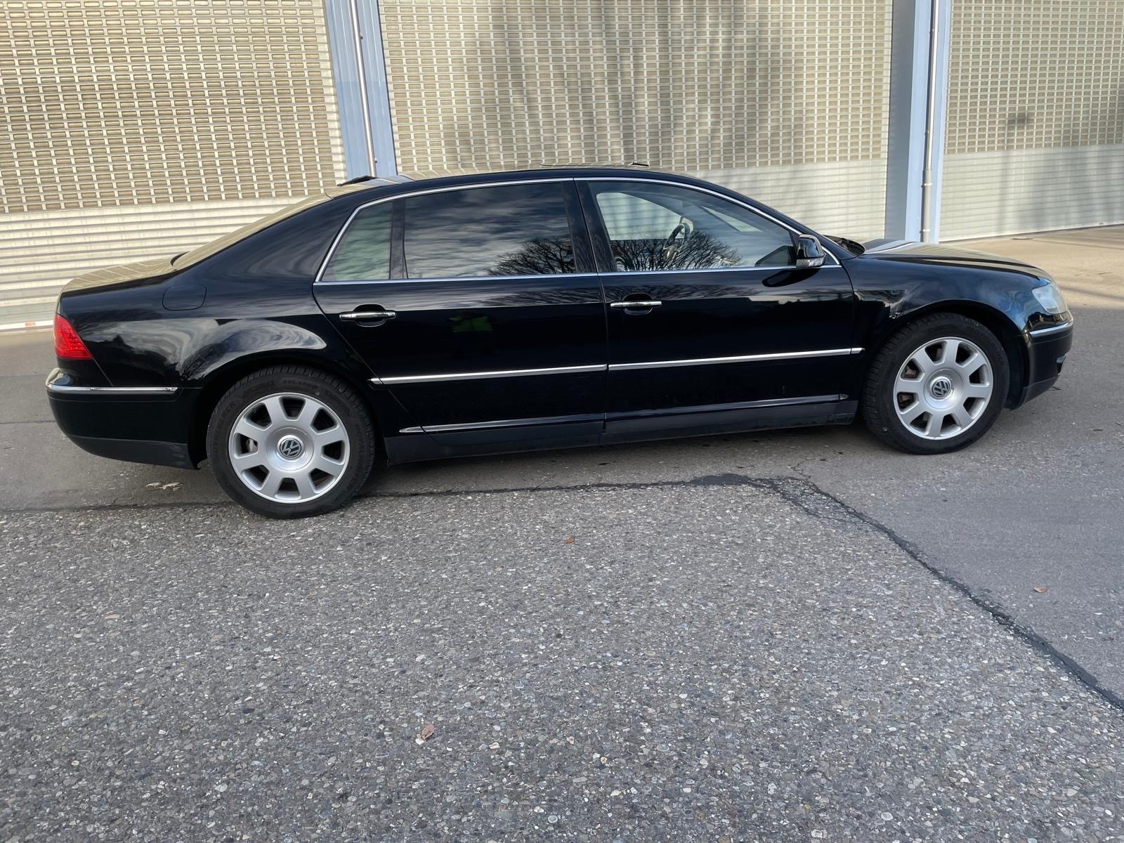 VW Phaeton L 3.2 V6 4Motion-image-3