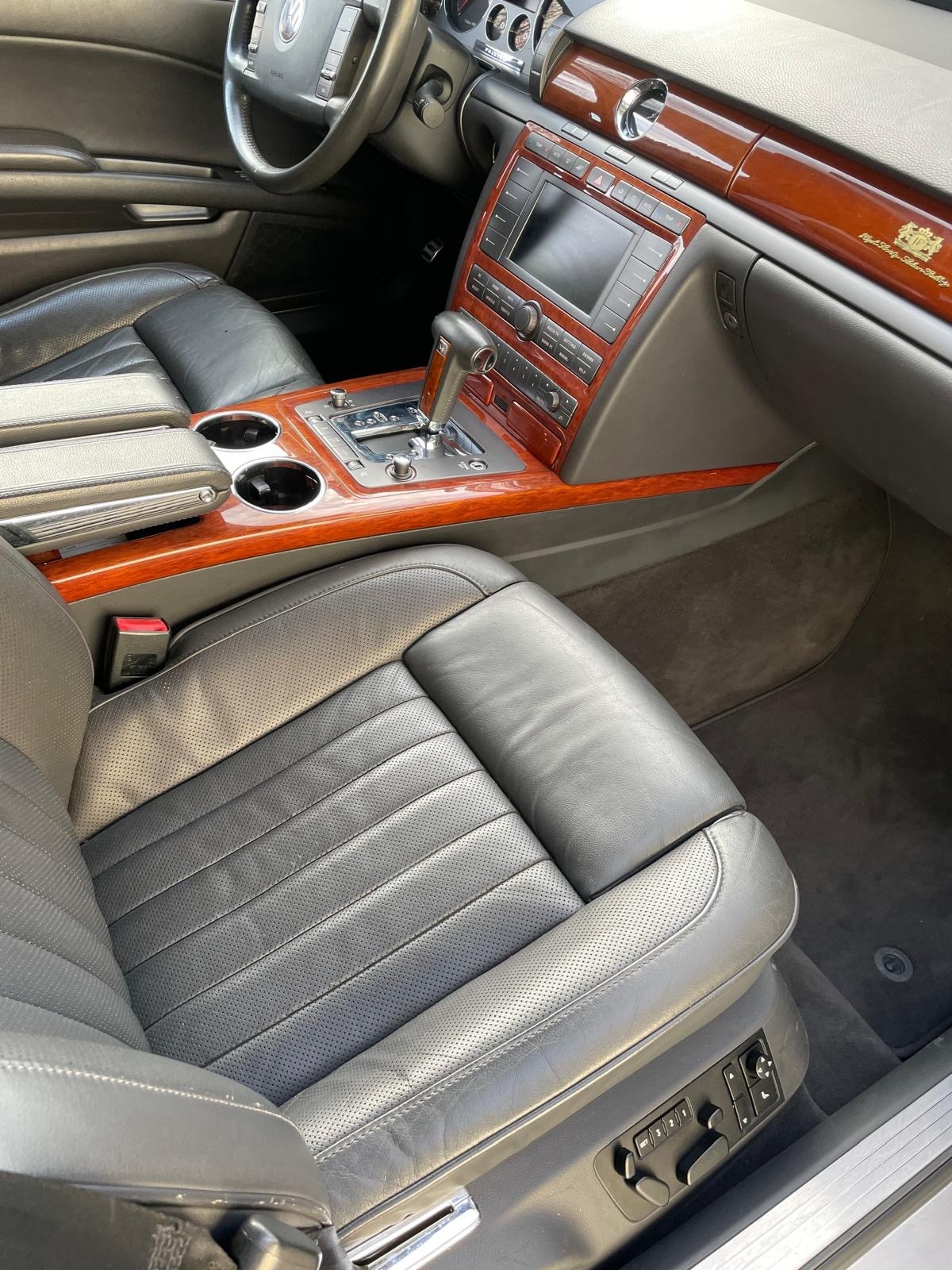 VW Phaeton L 3.2 V6 4Motion-image-9