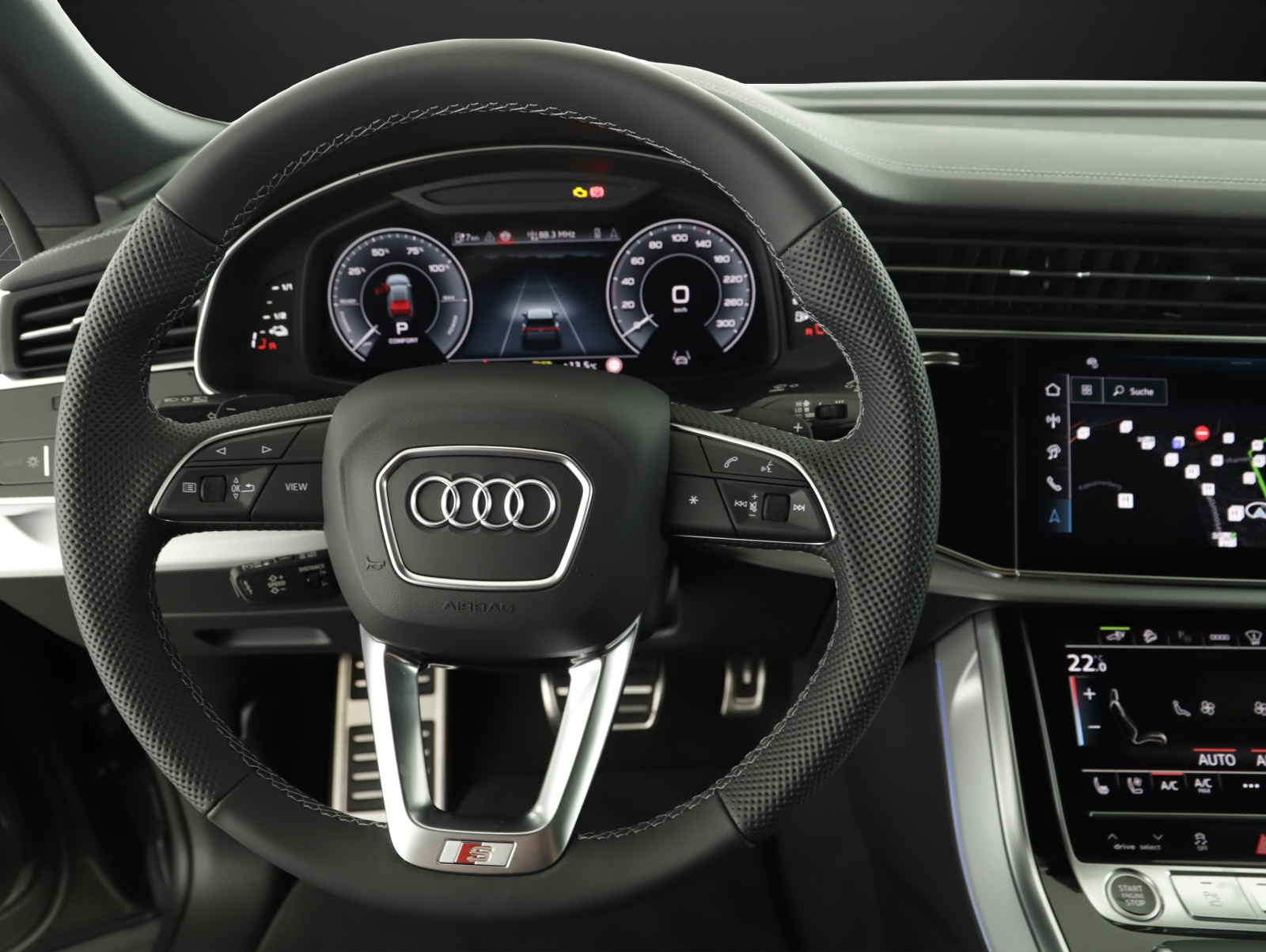 AUDI Q8 SUV TFSI e quattro 360 kW tiptronic-image-10