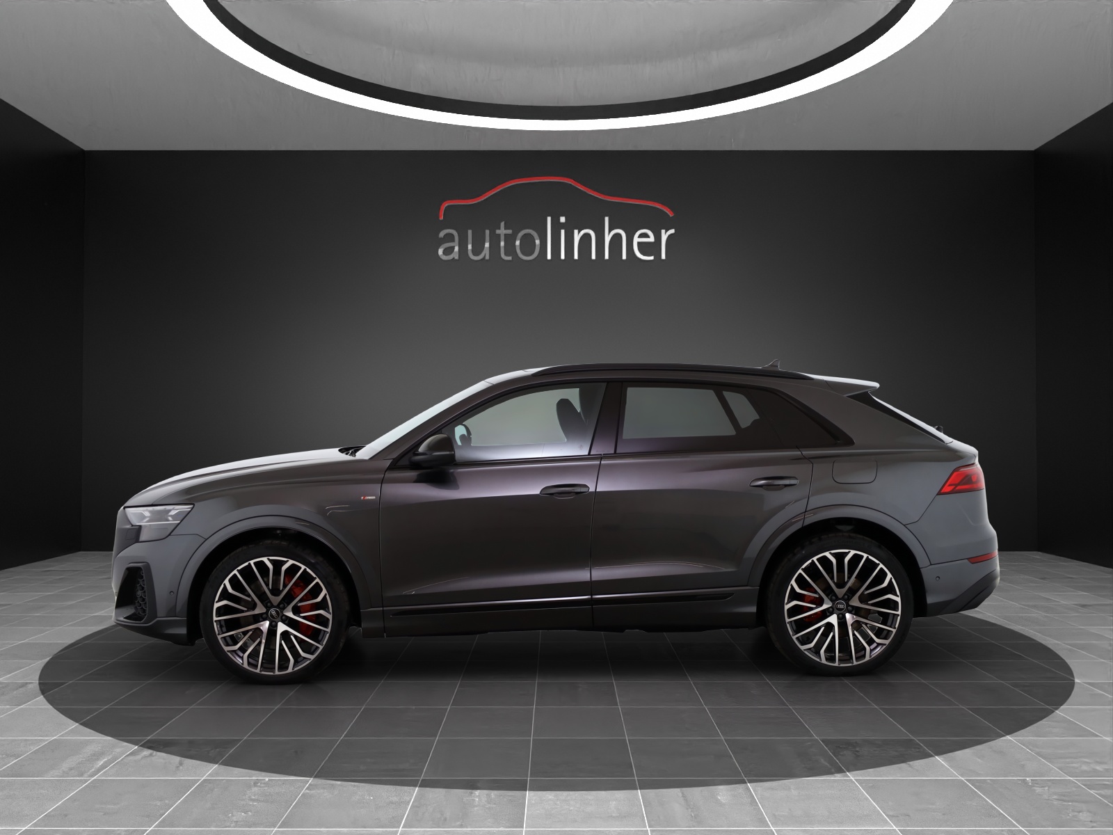 AUDI Q8 SUV TFSI e quattro 360 kW tiptronic-image-1