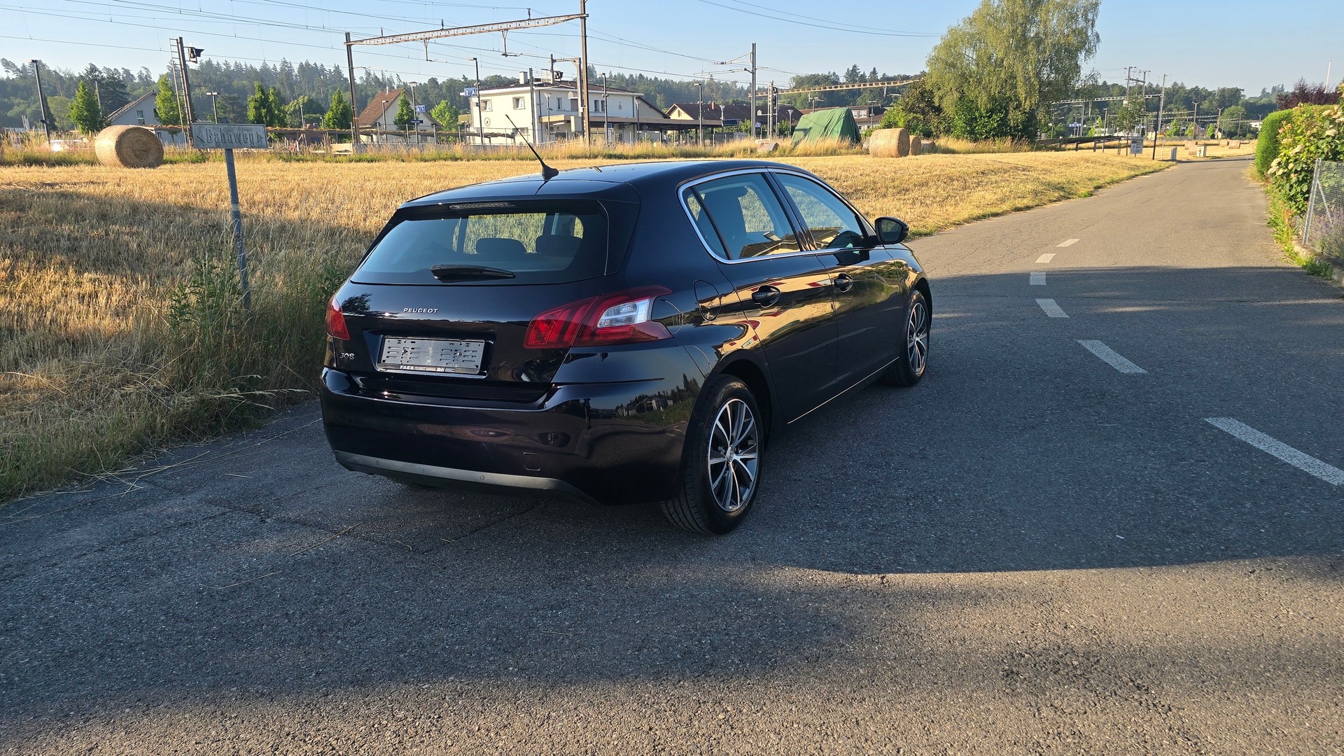 PEUGEOT 308 1.2 THP Allure, Zahnriemen neu-image-1