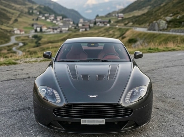ASTON MARTIN 6.0-image-1