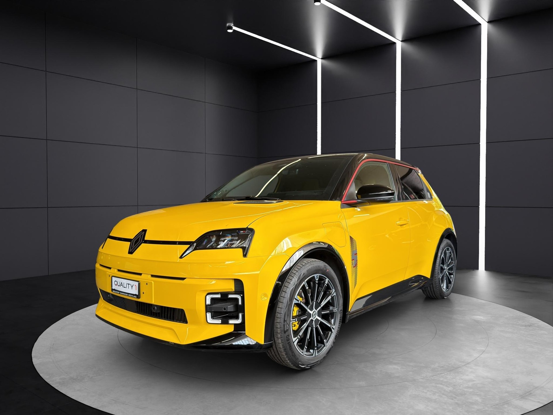 RENAULT R5 E-Tech Urban Range iconic five