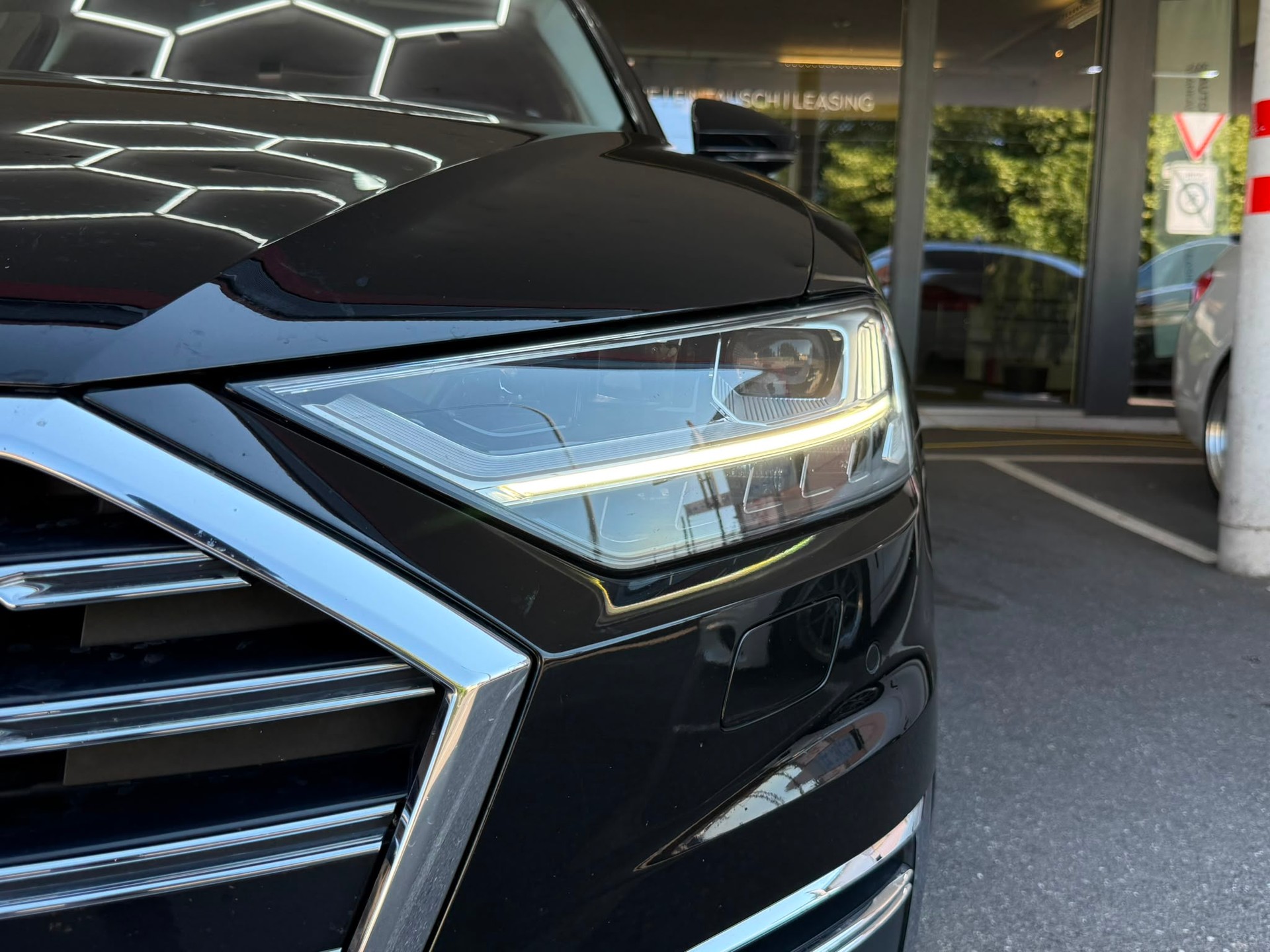 AUDI A8 50 TDI quattro tiptronic-image-4